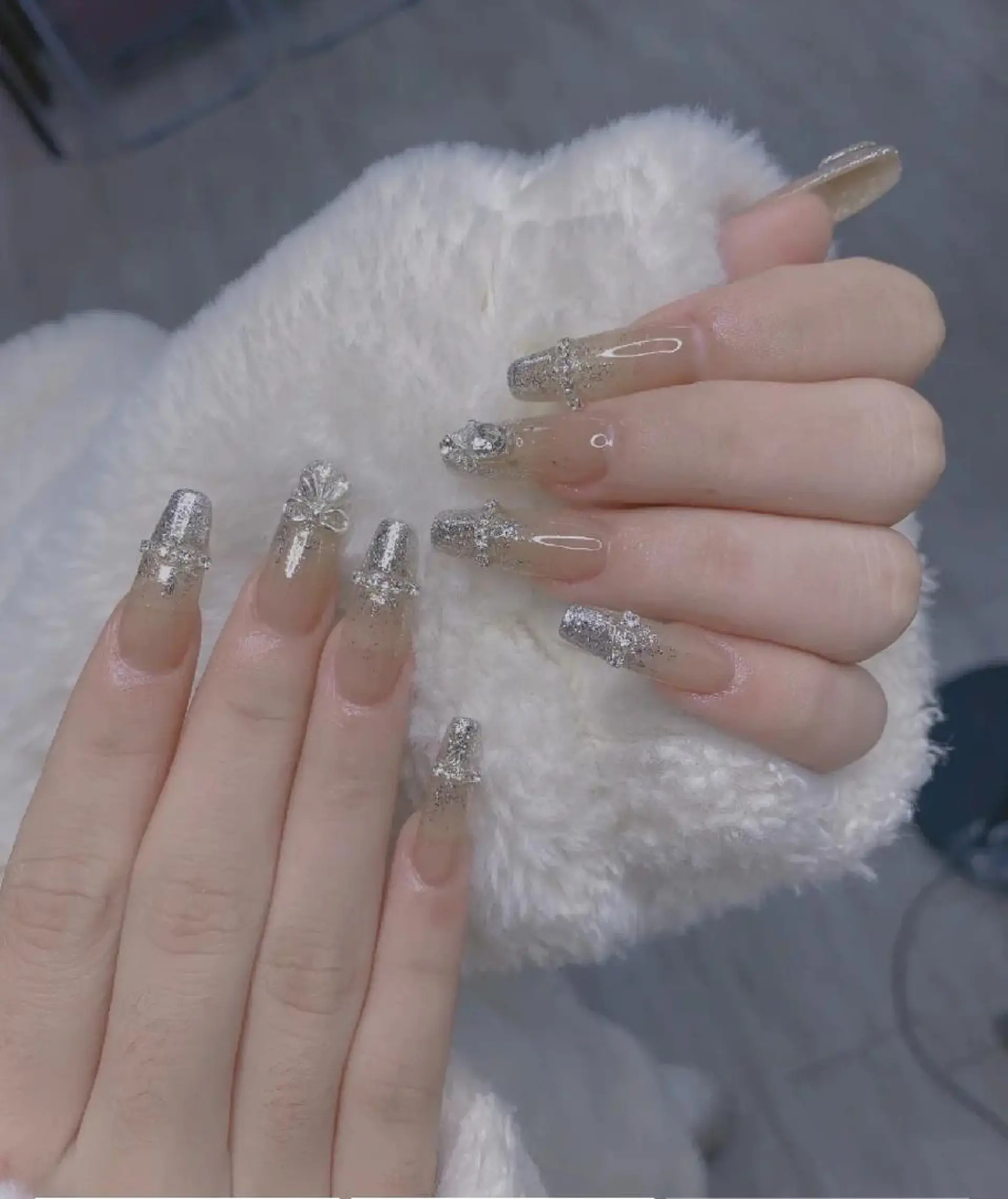 ネイル LUXE NAIL SALONのネイルデザイン