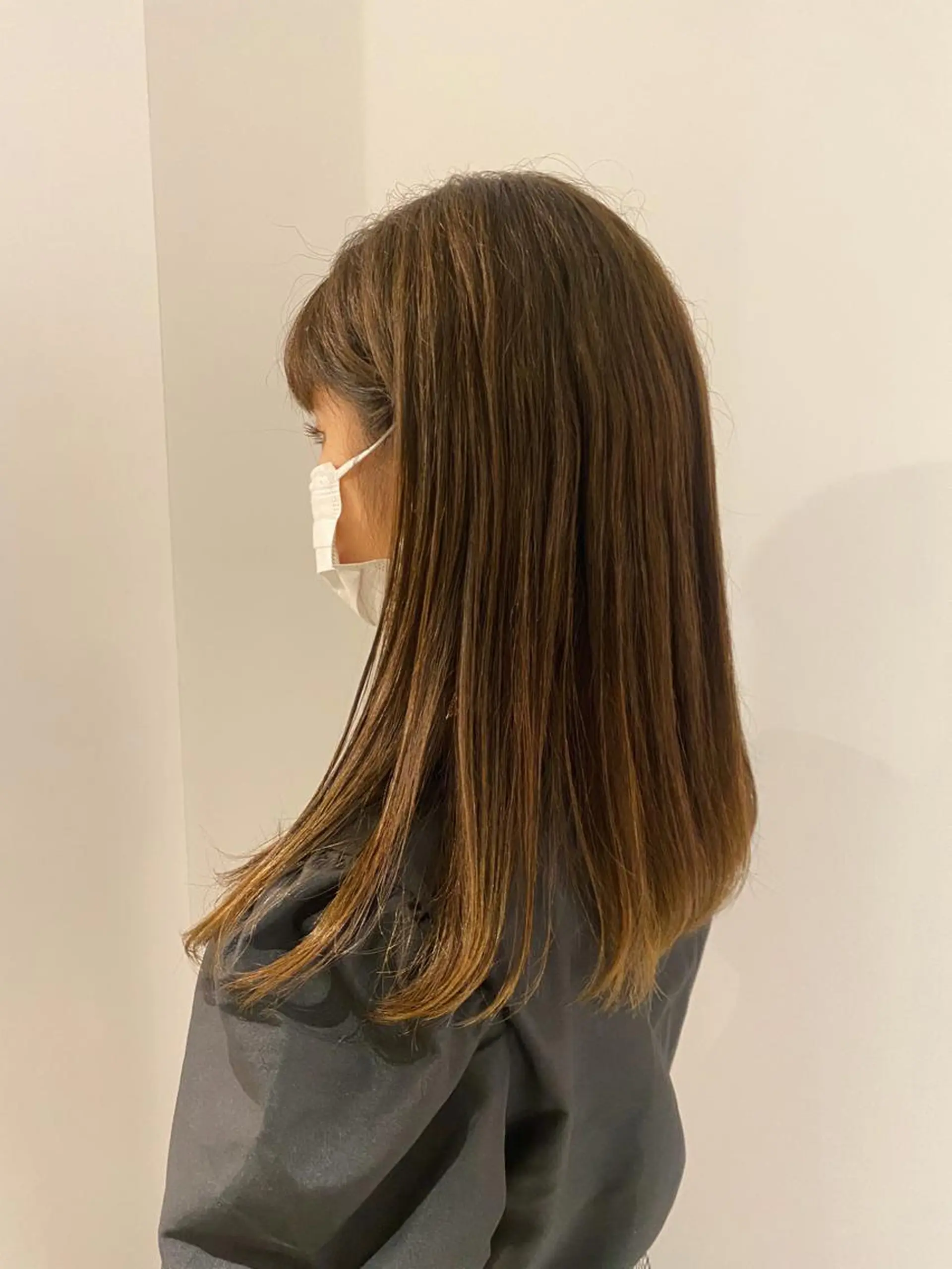 ミディアム カラー 頭皮につけないカラー /白髪ぼかし/実加永のヘアスタイル