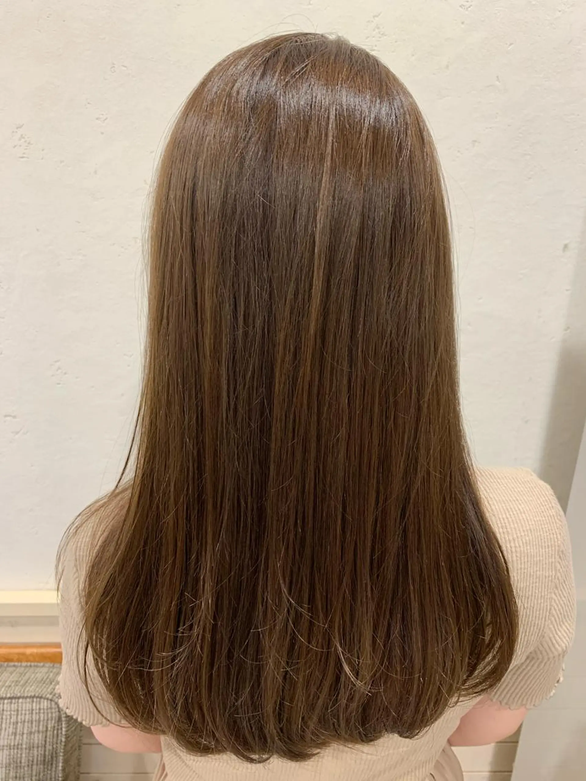 ロング カラー 岩村 彩音のヘアスタイル