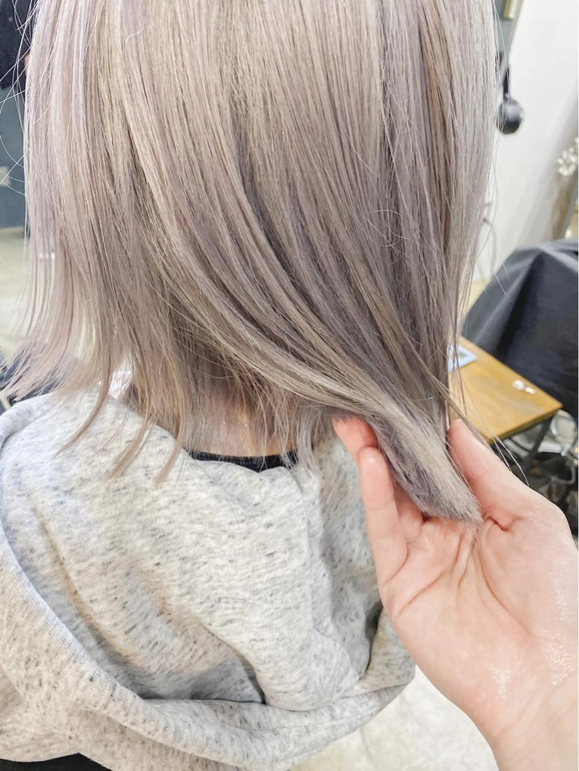 セミロング カラー 栄・伏見 JOULE'Sのヘアスタイル