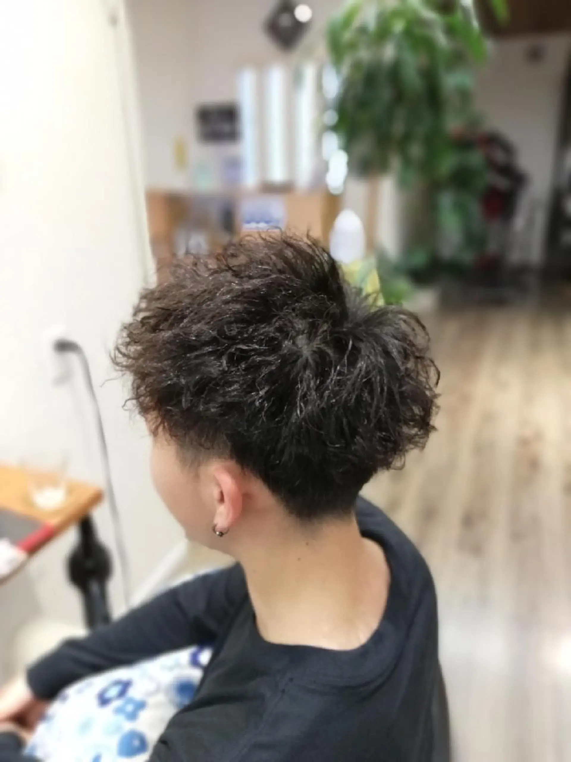 メンズ ショート パーマ カット パーマ 北林 弘展のヘアスタイル