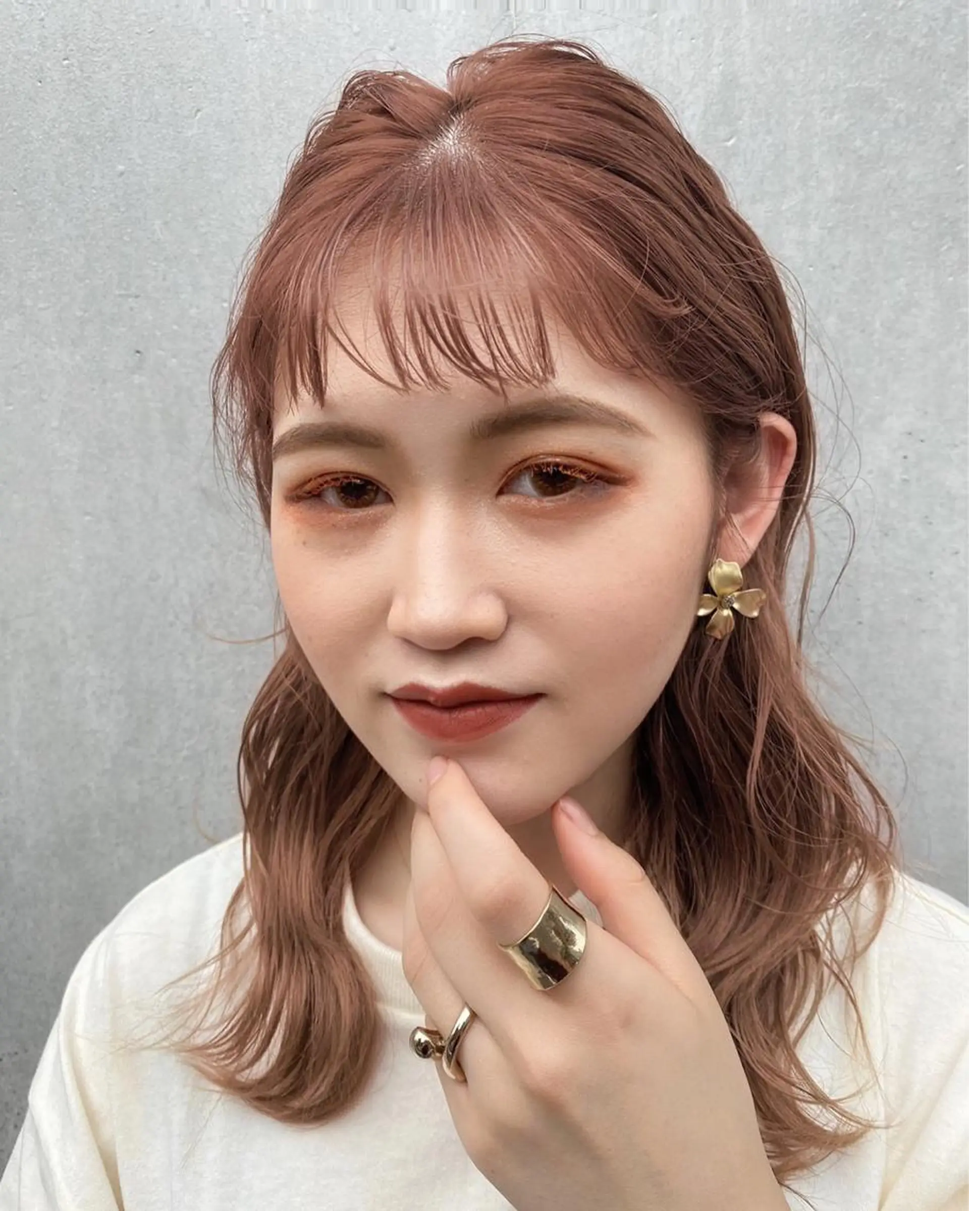 ミディアム カラー YUMA/レイヤー/ 似合わせ/パーマのヘアスタイル