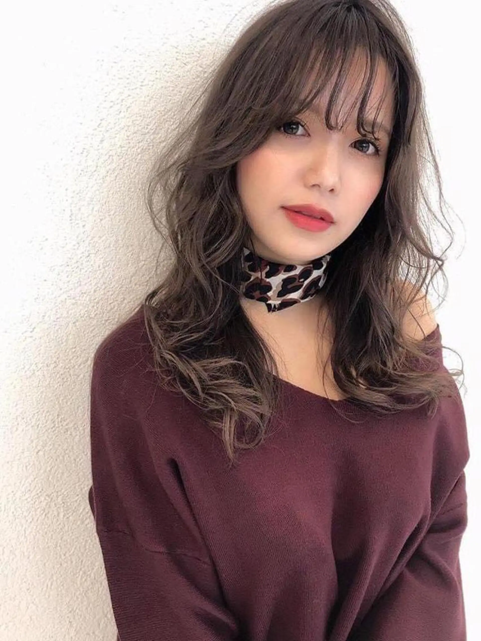 セミロング カラー 岡田まみ🍒🤍 透明感カラー/暖色のヘアスタイル