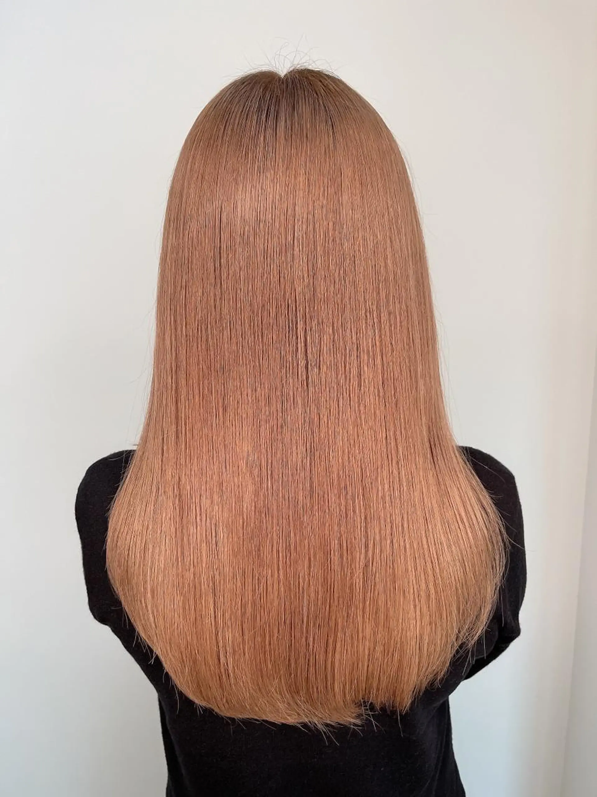 ロング カラー ベージュカラー ミルクティーベージュ Luana 矢場町のヘアスタイル