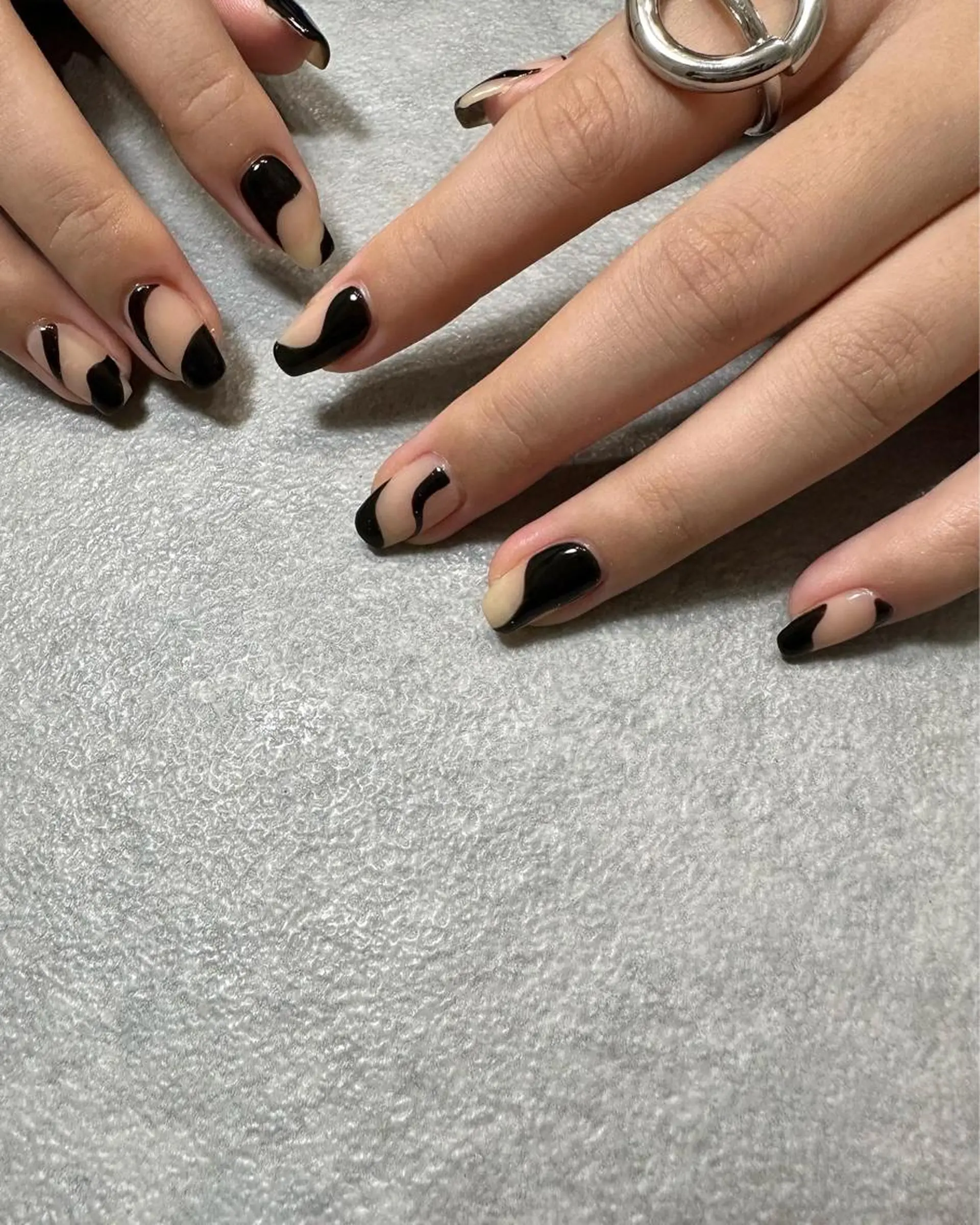 ネイル ハンドネイル フットネイル kiii.__ ✴︎*のネイルデザイン