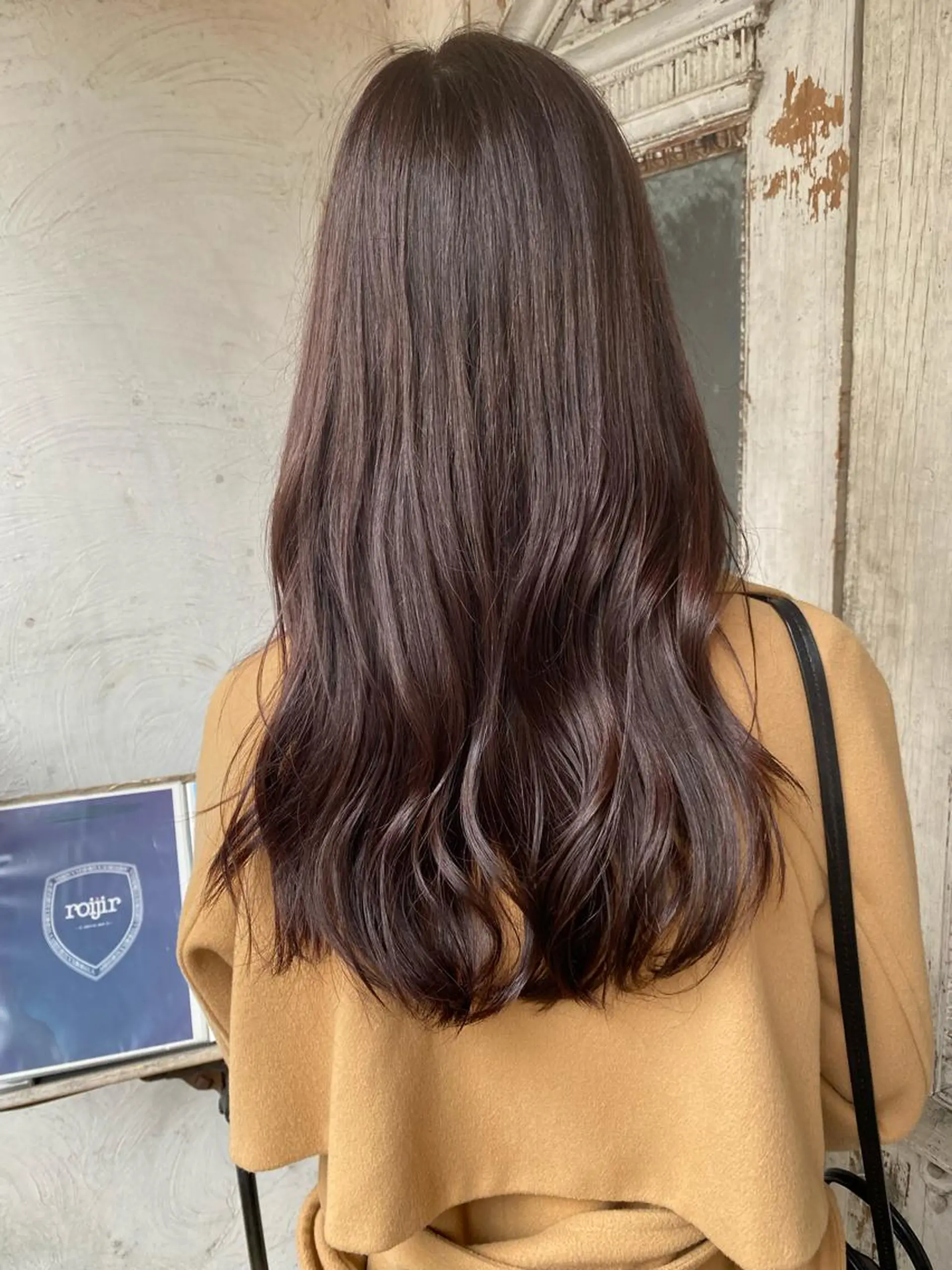 セミロング カラー ボルドーカラー お任せヘア☘️☘️ 及川渚のヘアスタイル