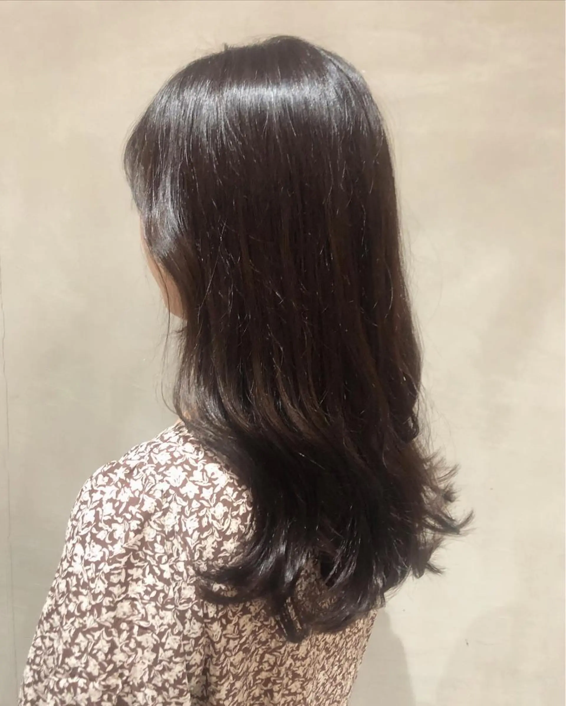 ロング カラー ヘアアレンジ アッシュ ベージュカラー 透明感カラー カット ヘアカラー トリートメント 酸性縮毛矯正🧴韓国 レイヤー/髪質改善のヘアスタイル