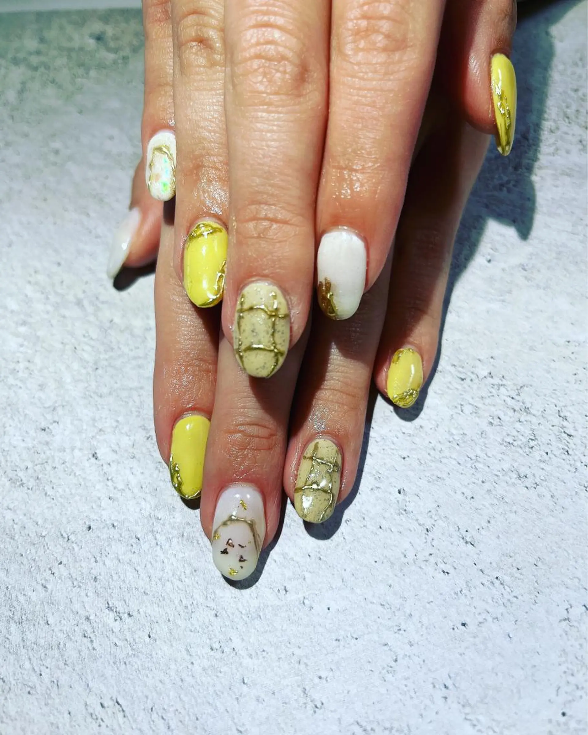 ネイル ジェルネイル パラジェル 黄色 上村 未来のネイルデザイン