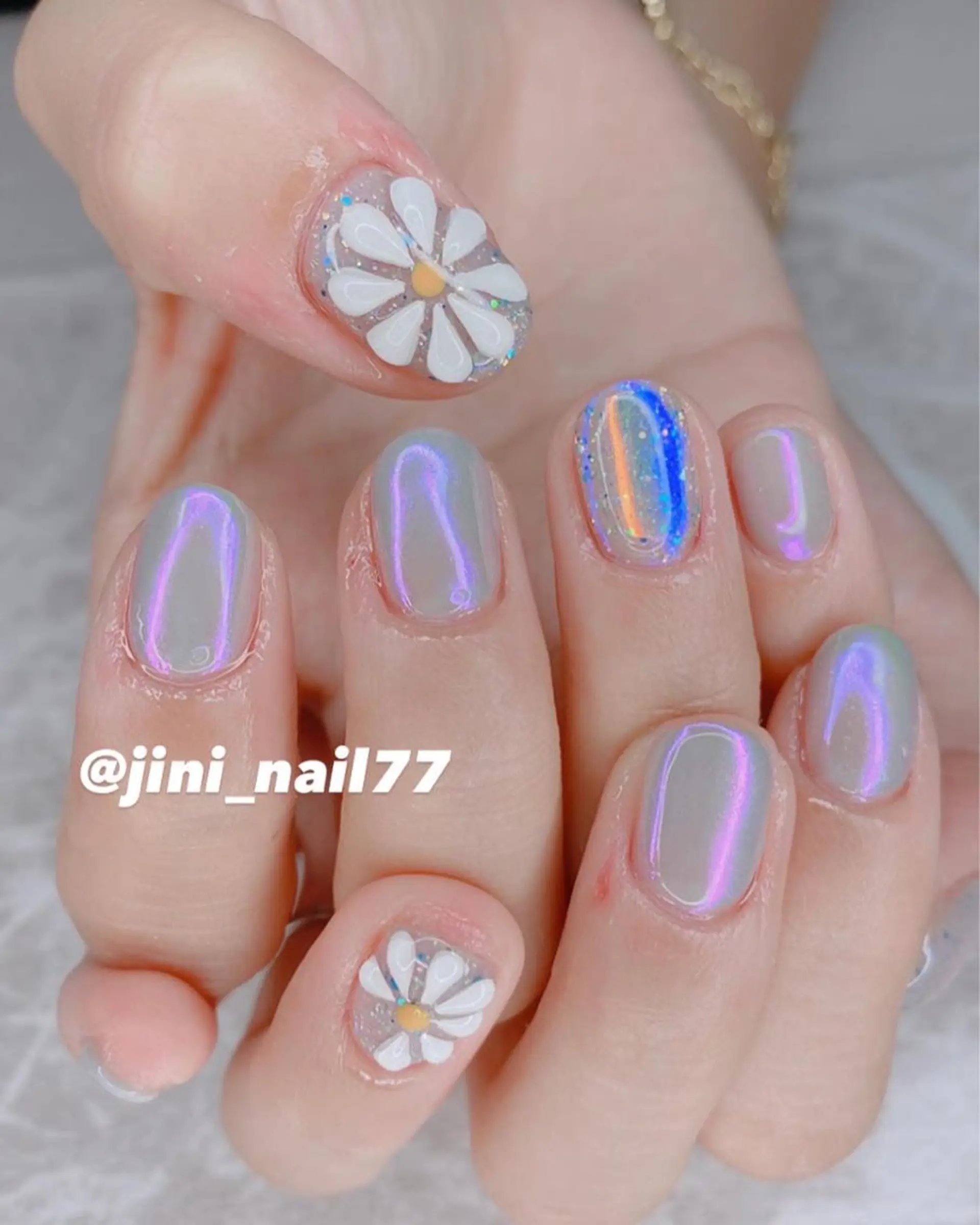 ネイル ハンドネイル JINI NAIL所属・ジニ ネイルのネイルデザイン