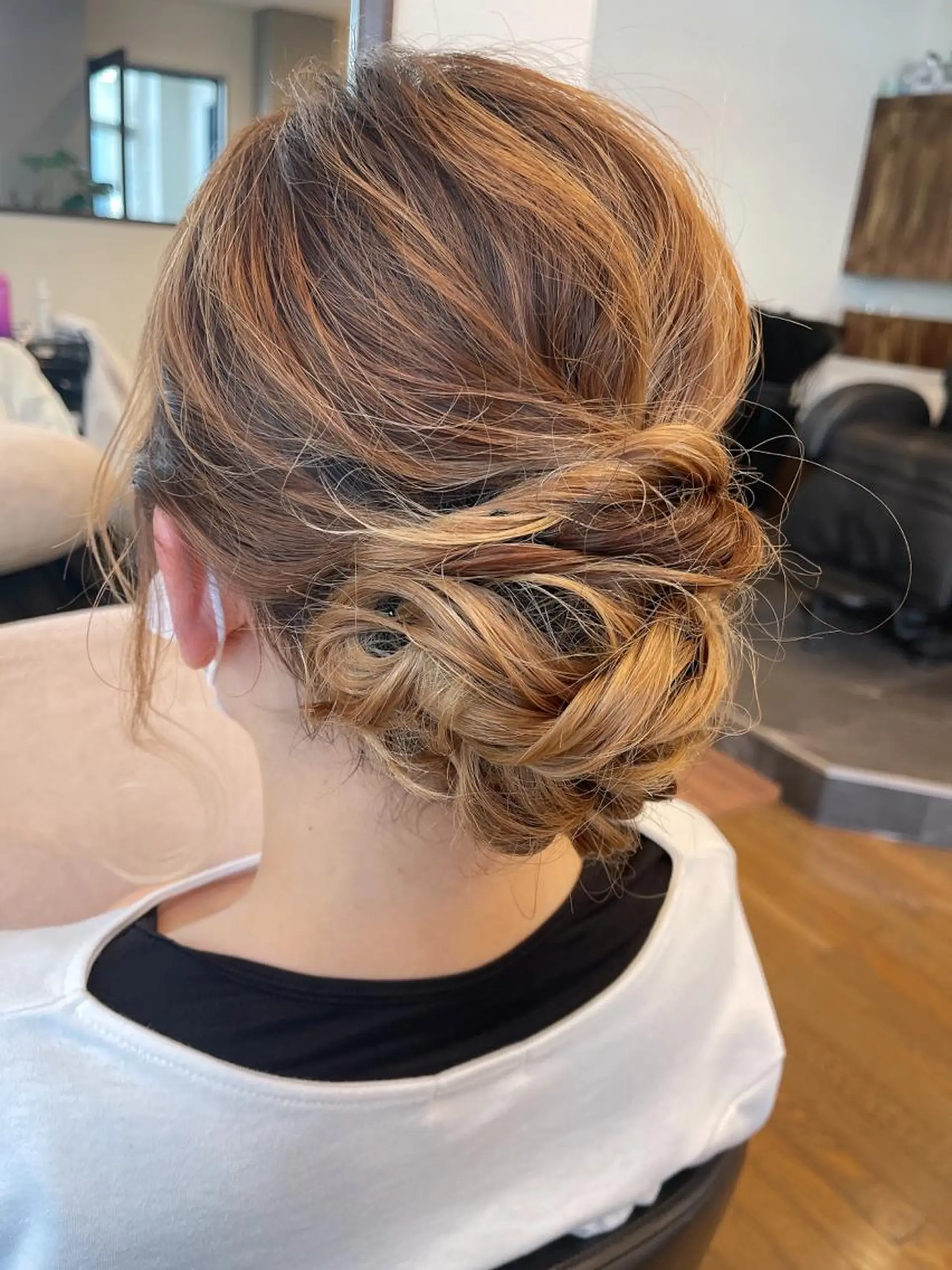 ミディアム カラー ヘアアレンジ ブリーチ ダブルカラー インナーカラー ヘアセット 髪質改善/カラー 🖤‎🤍川島のヘアスタイル