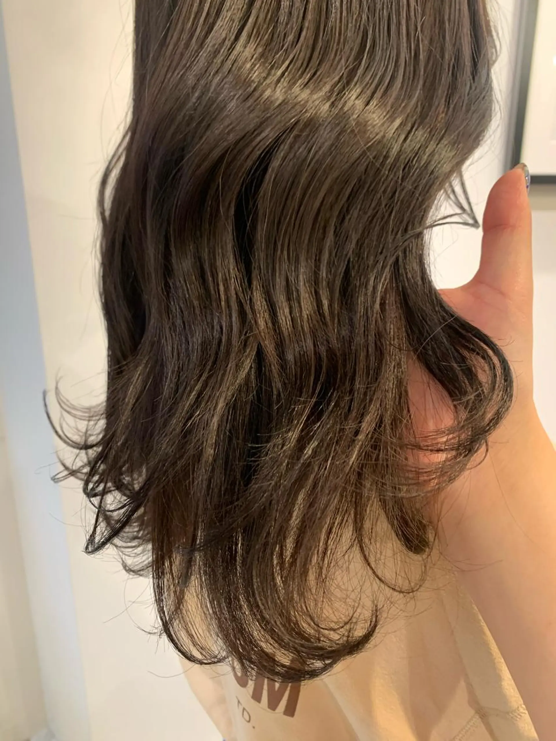 ロング ヘアカラー トリートメント moon  ticobrae所属・こくしょう れいかのヘアスタイル