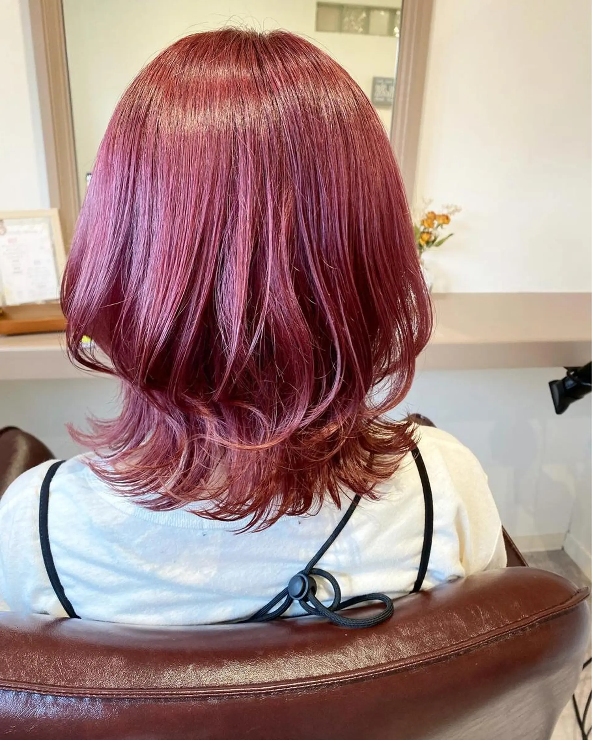 ミディアム カラー ブリーチ ラベンダーカラー ラベンダーピンク ピンクカラー 髪質改善 ヘアカラー トリートメント 荒木 ひろかのヘアスタイル