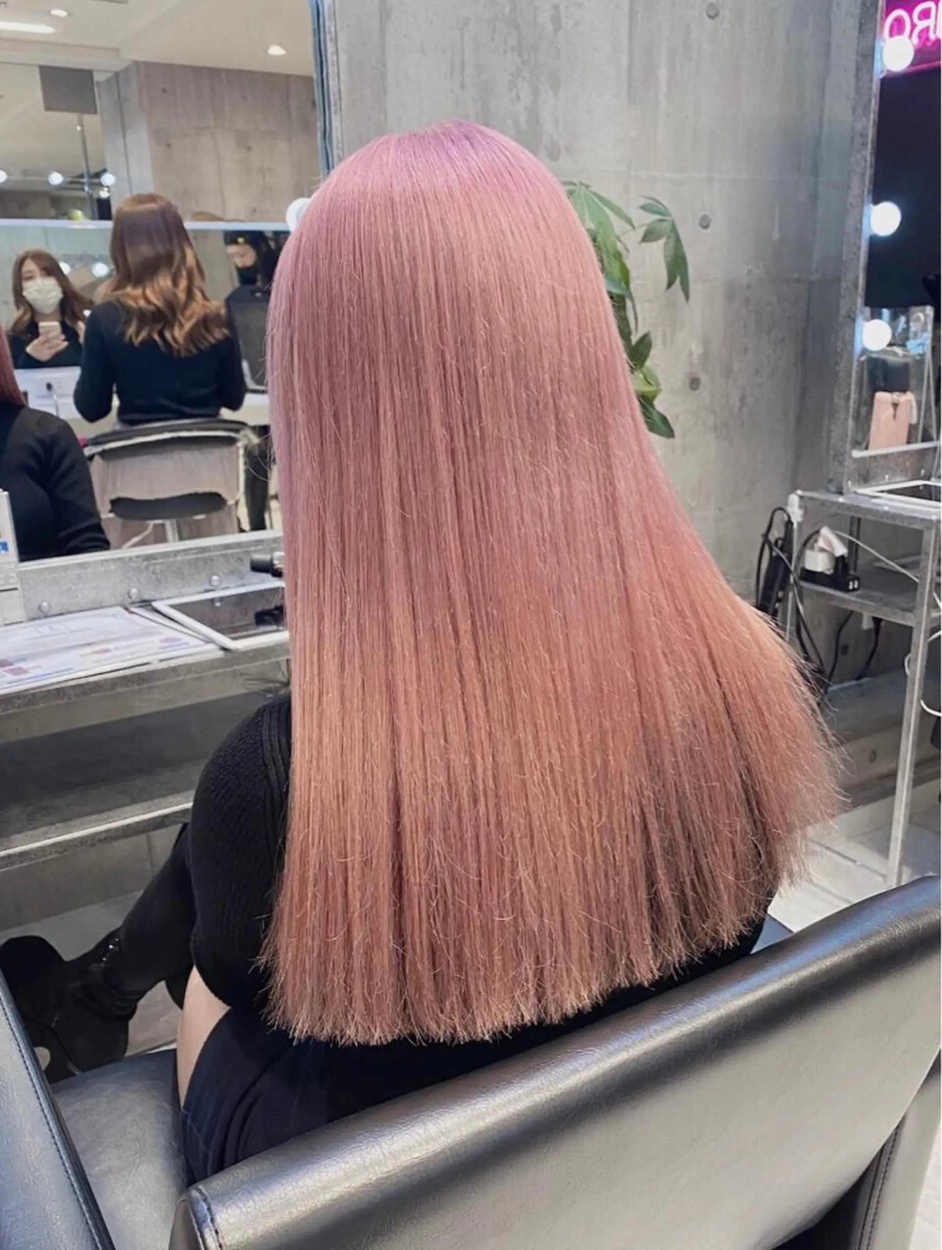 セミロング カラー ブリーチ ヘアカラー トリートメント 🤍柔らかhair 🤍Kazu 🐩のヘアスタイル