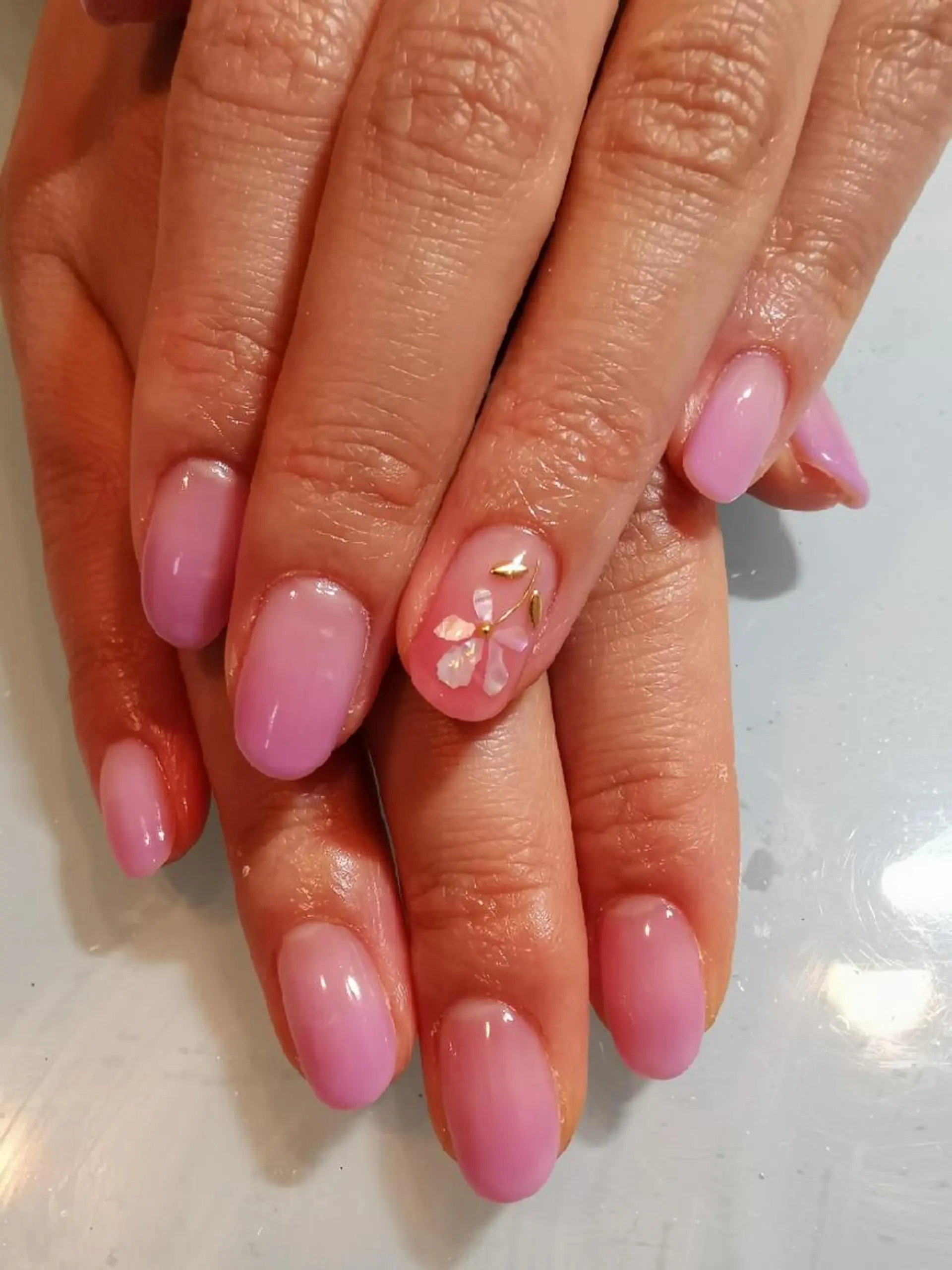 ネイル グラデーション ピンク 人気エリア💖完全個室【ルリエ】所属・ネイルサロン Lelienルリエのネイルデザイン