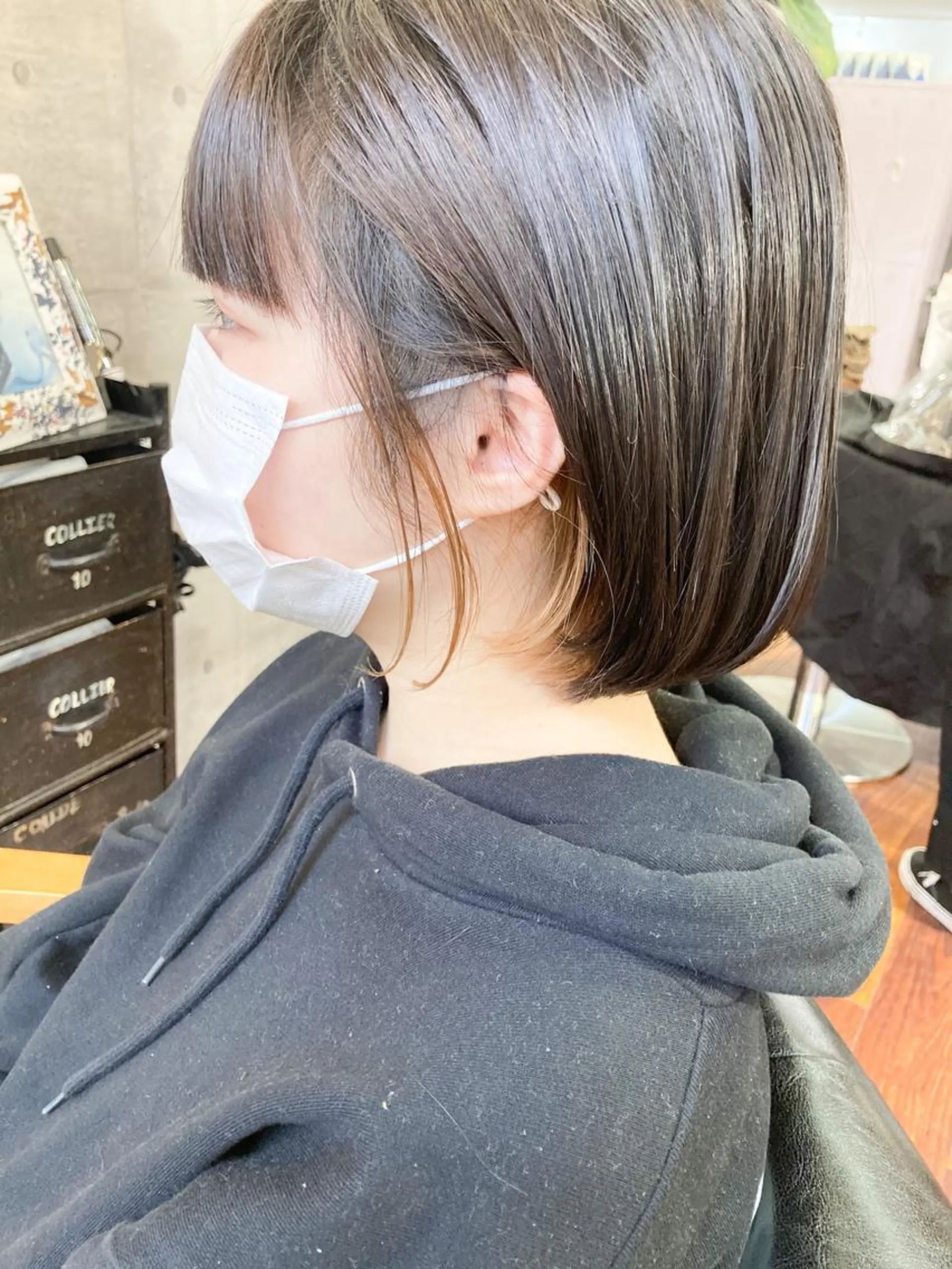 ミディアム カラー ハイトーンカラー ヘアカラー トリートメント 小木曽智美 /ボブ/ショートのヘアスタイル