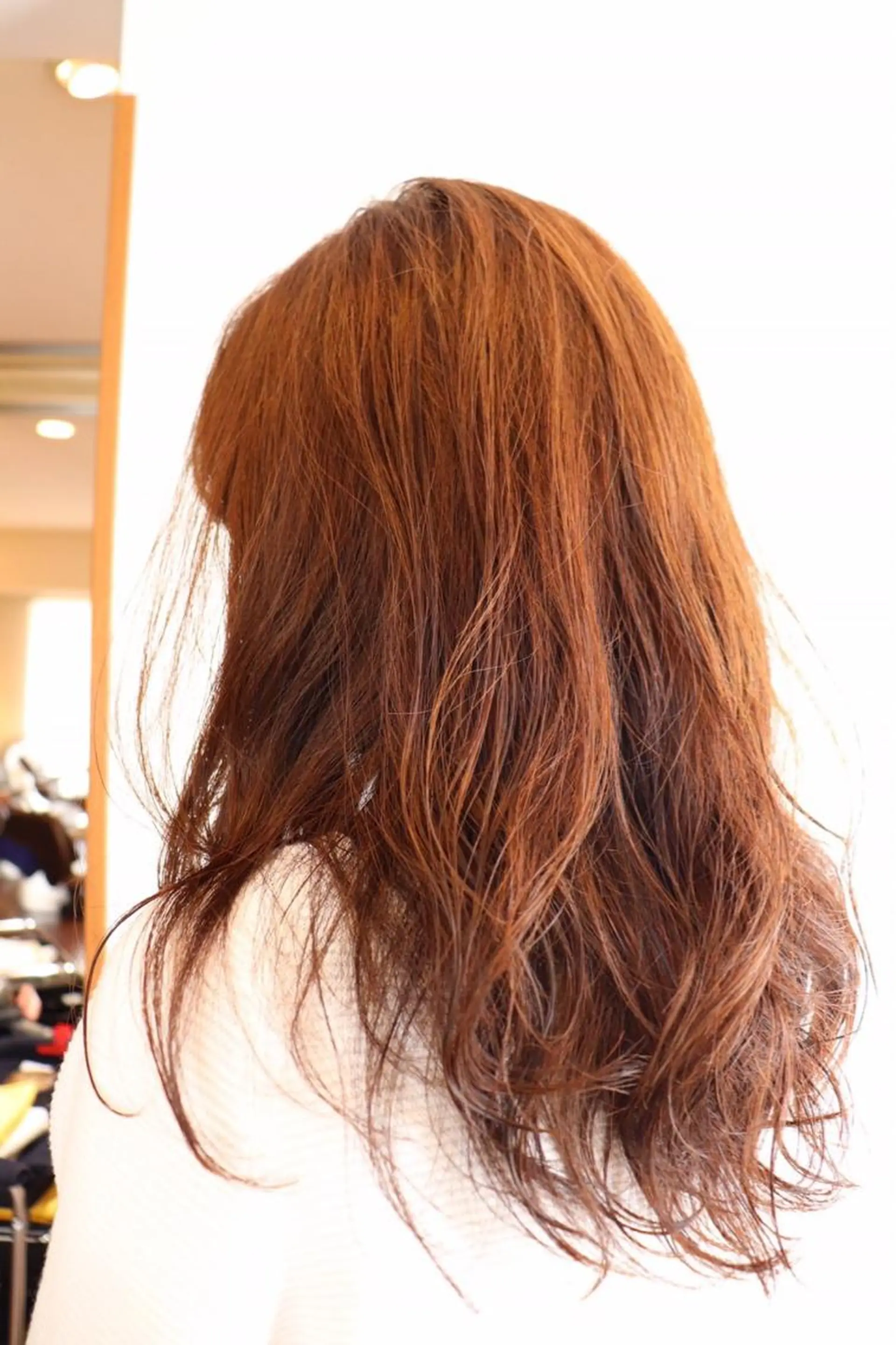 セミロング カラー 小川 美香のヘアスタイル