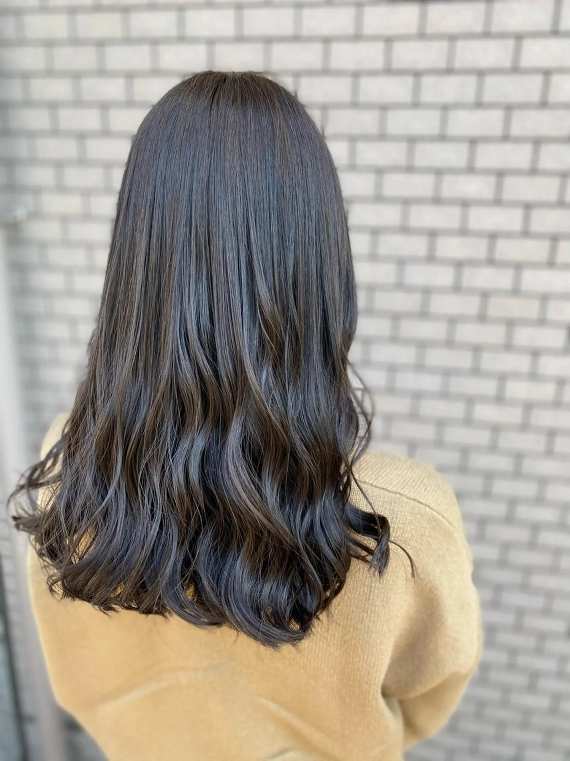 セミロング カラー 岡本 拓朗のヘアスタイル