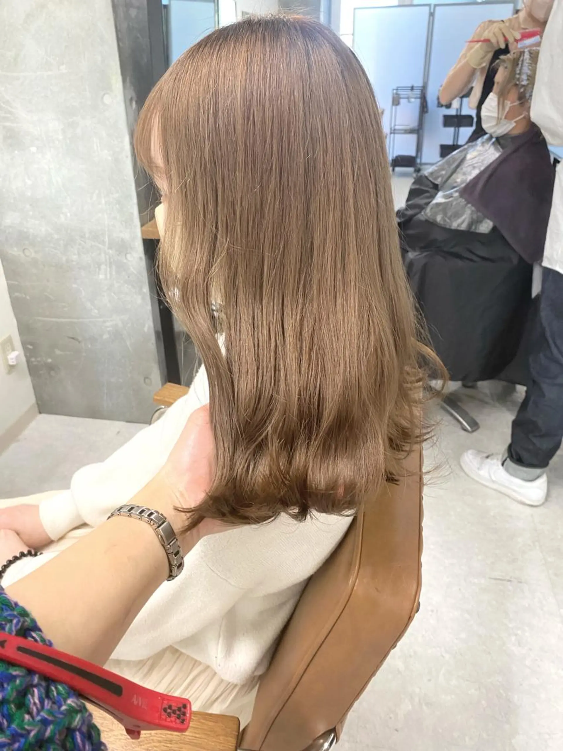 ミディアム カラー ヘアアレンジ 🌷FUKA🌷 まろやかハイトーンのヘアスタイル