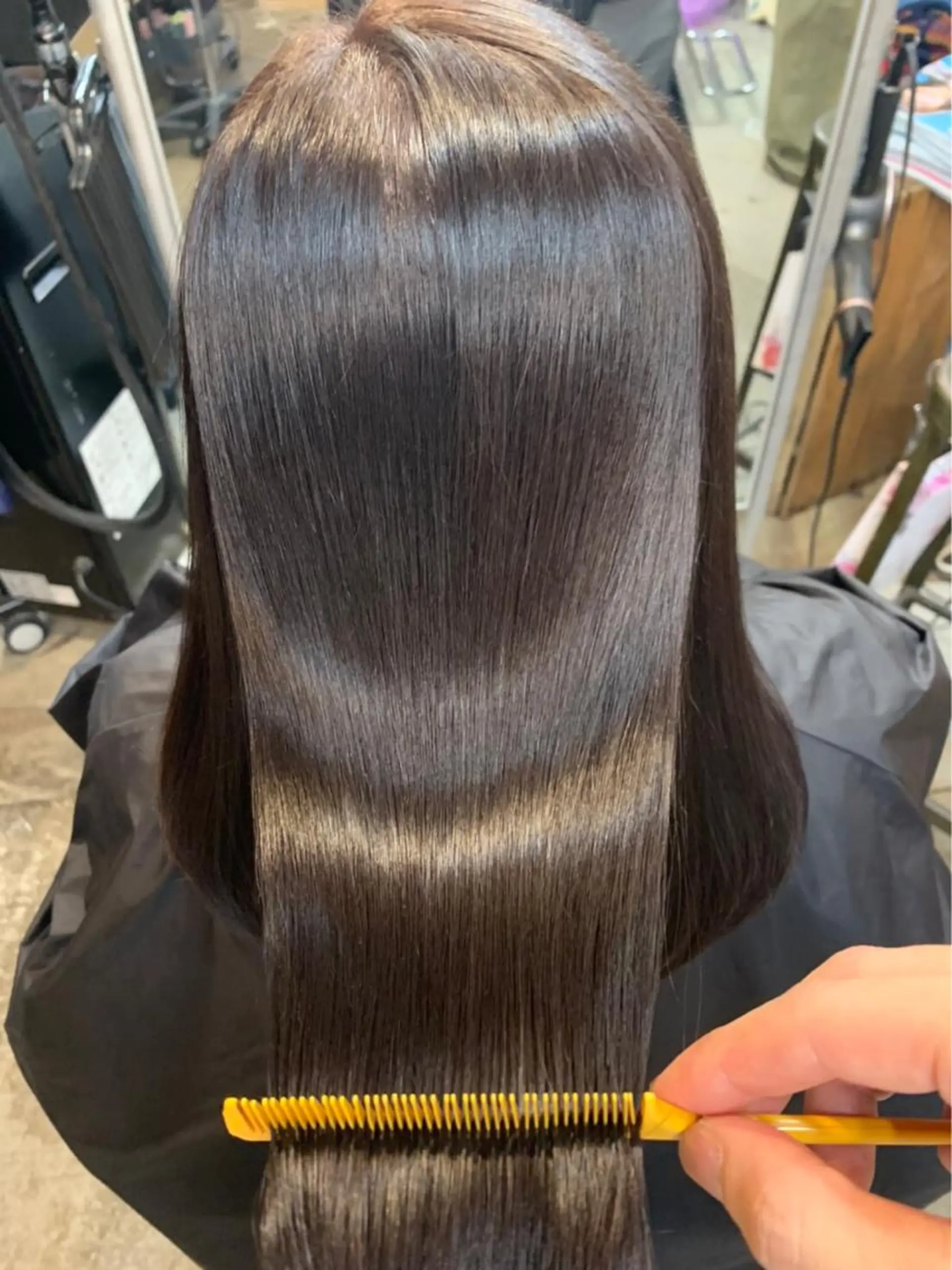 セミロング 縮毛矯正 トリートメント カット 縮毛矯正 トリートメント koahair design所属・ヨッ シーのヘアスタイル