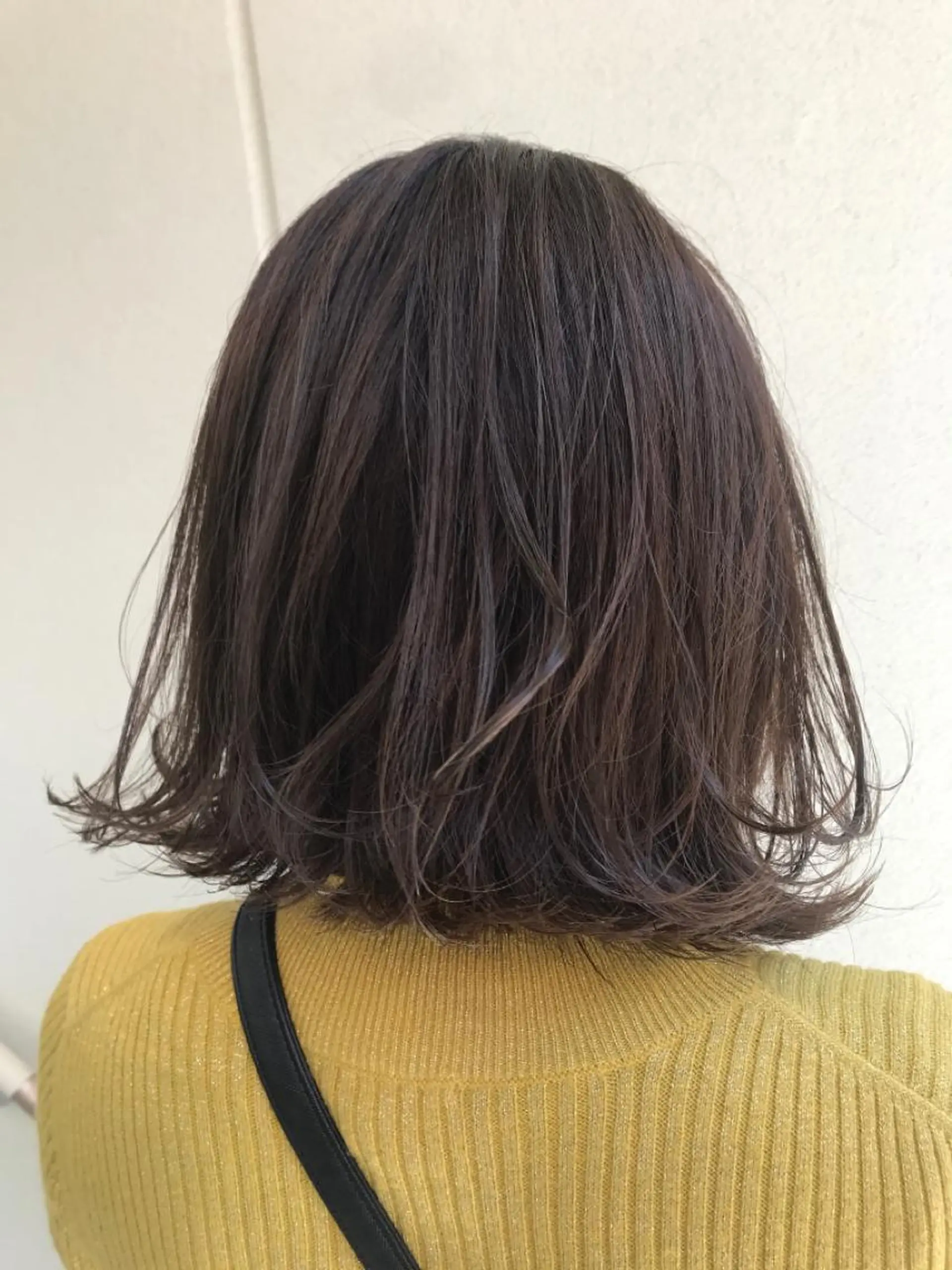 ミディアム カラー 外ハネヘア カット ヘアカラー 柴田 祐輔のヘアスタイル