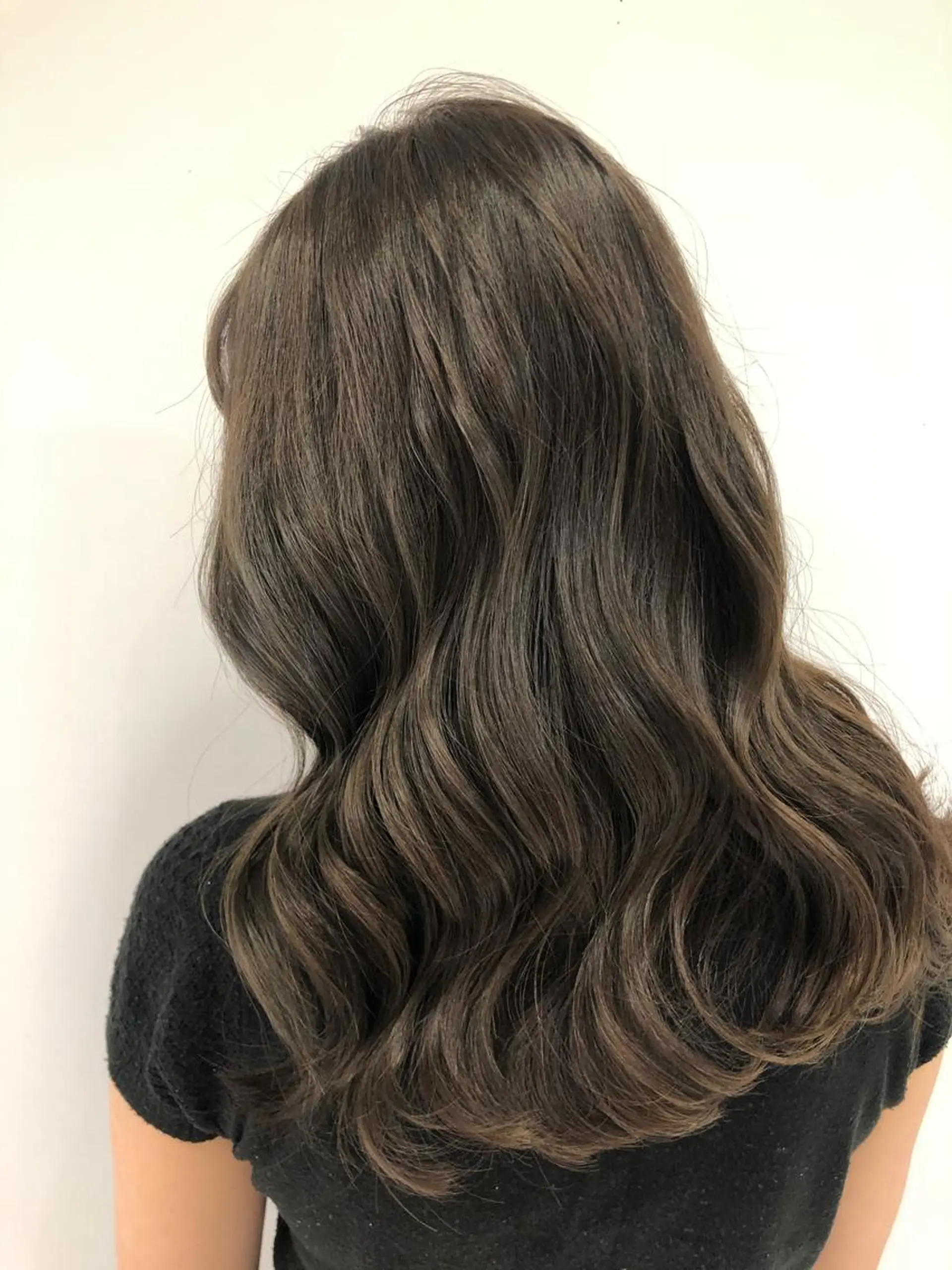 ロング カラー kakimotoarms自由が丘CLEO所属・田中 小百合のヘアスタイル