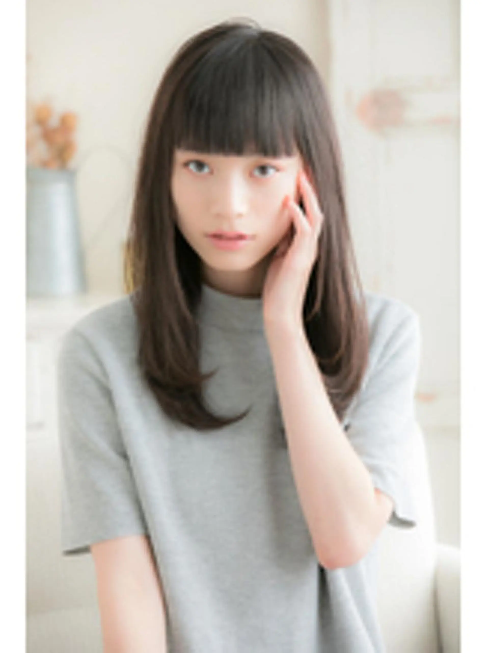 セミロング カット ヘアカラー 縮毛矯正 トリートメント 清水 允のヘアスタイル