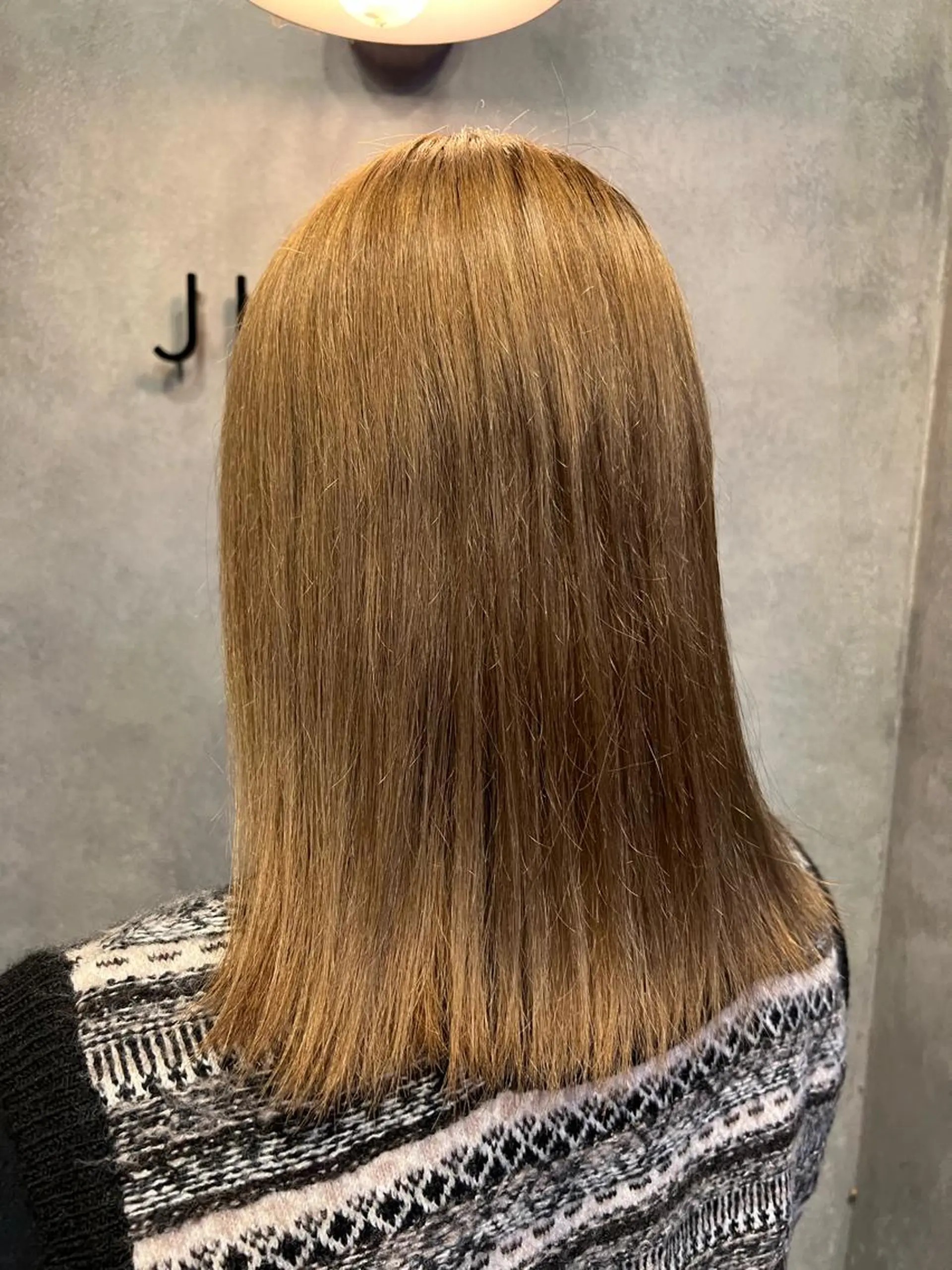 ミディアム カラー N°jillva 𝑘𝑎𝑟𝑖𝑛のヘアスタイル