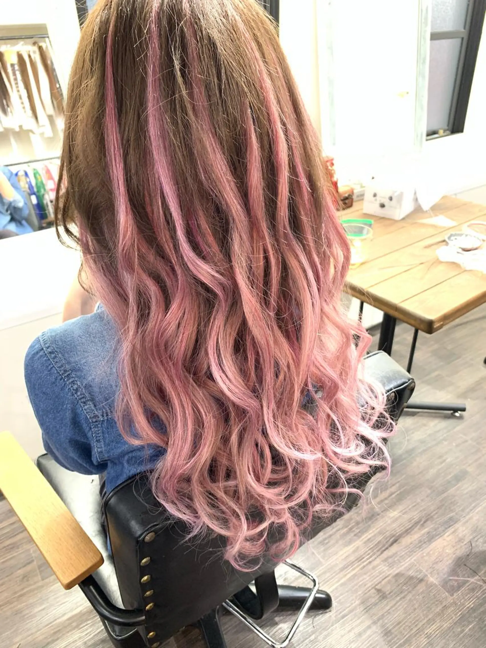 ロング エクステ 家田 竜のヘアスタイル