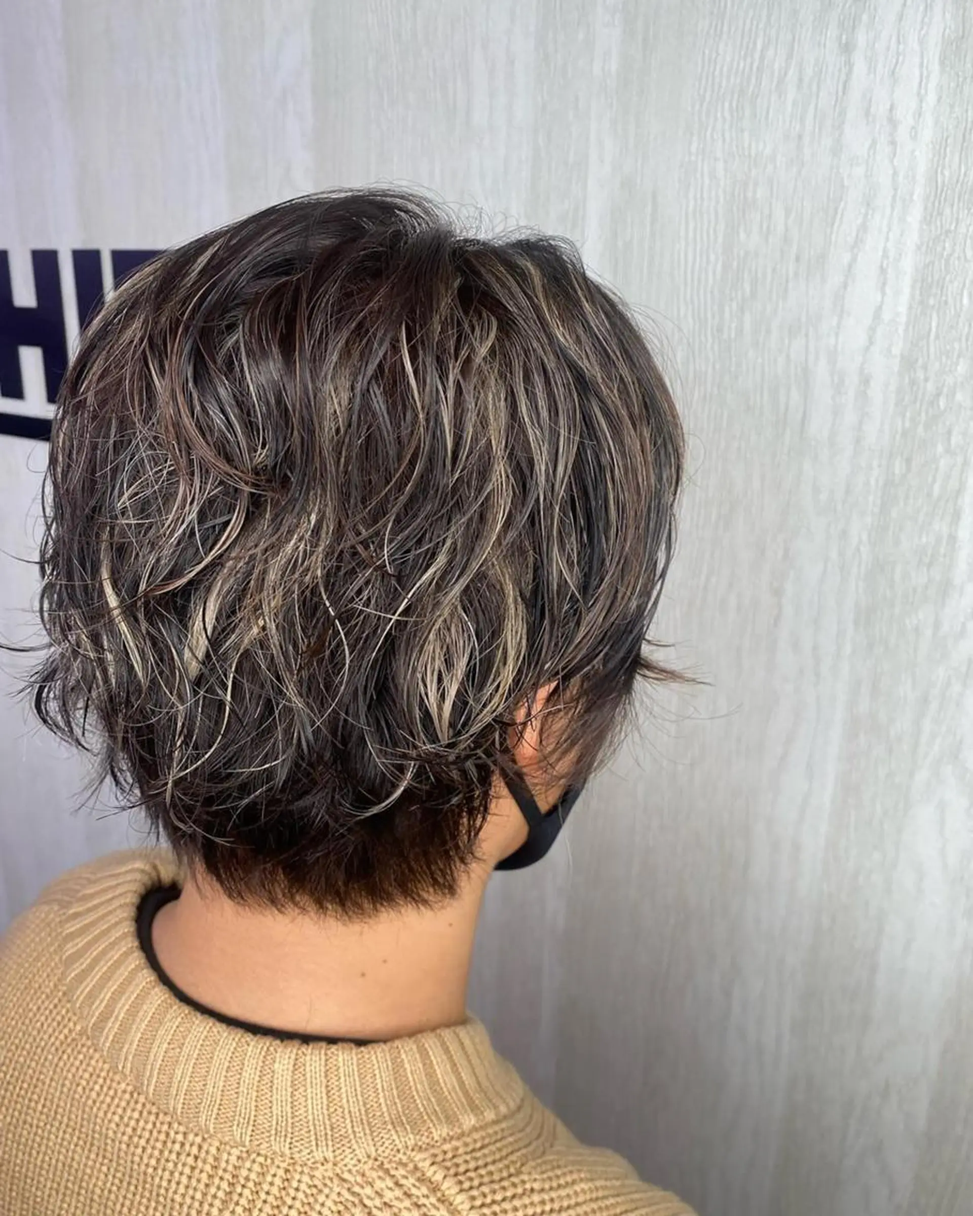 ロング カラー アッシュ ベージュカラー ハイライトカラー ハイライト UNDER vr 【アンダーバー】のヘアスタイル