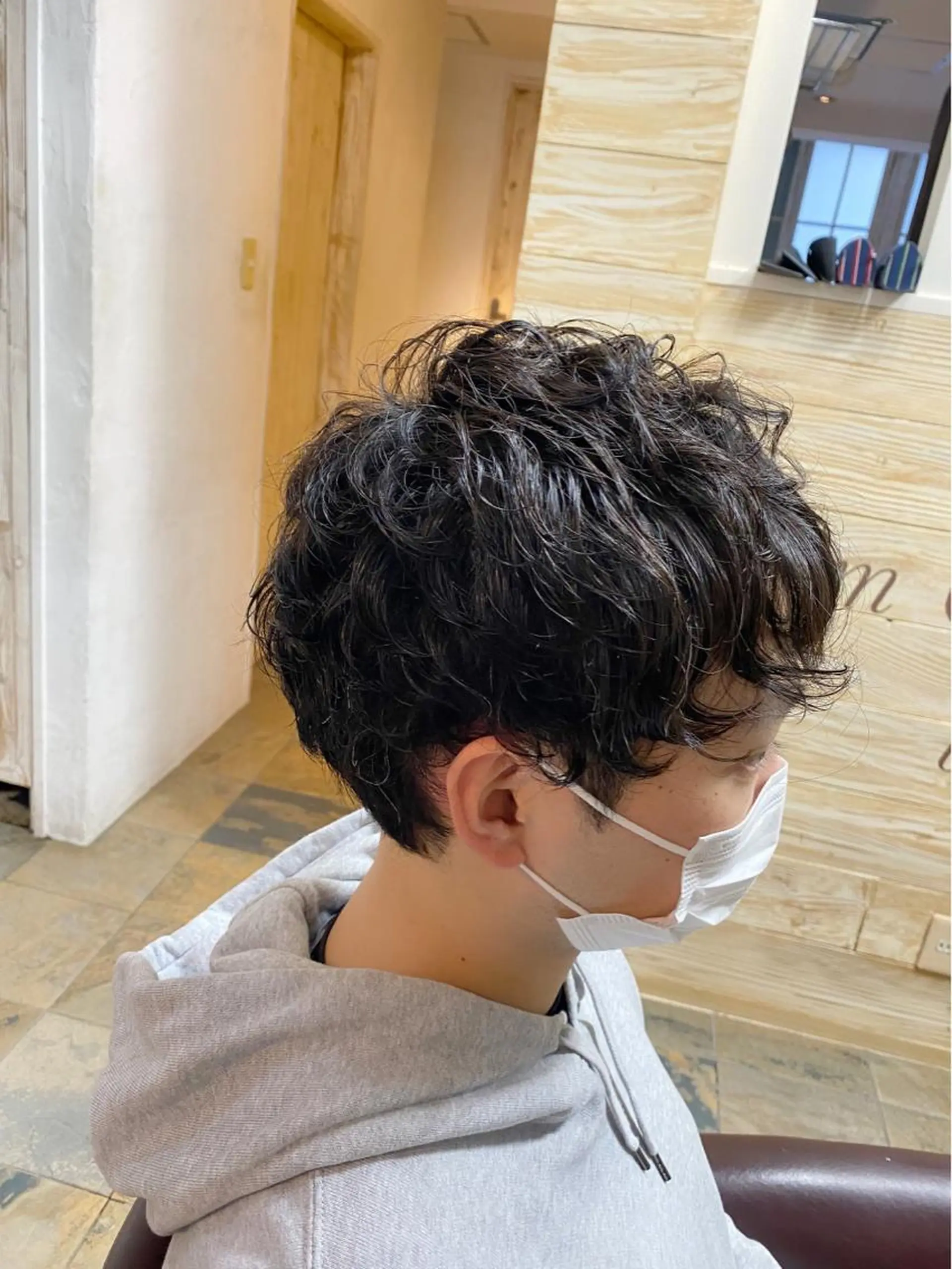 パーマ メンズ 杉井 恵里のヘアスタイル