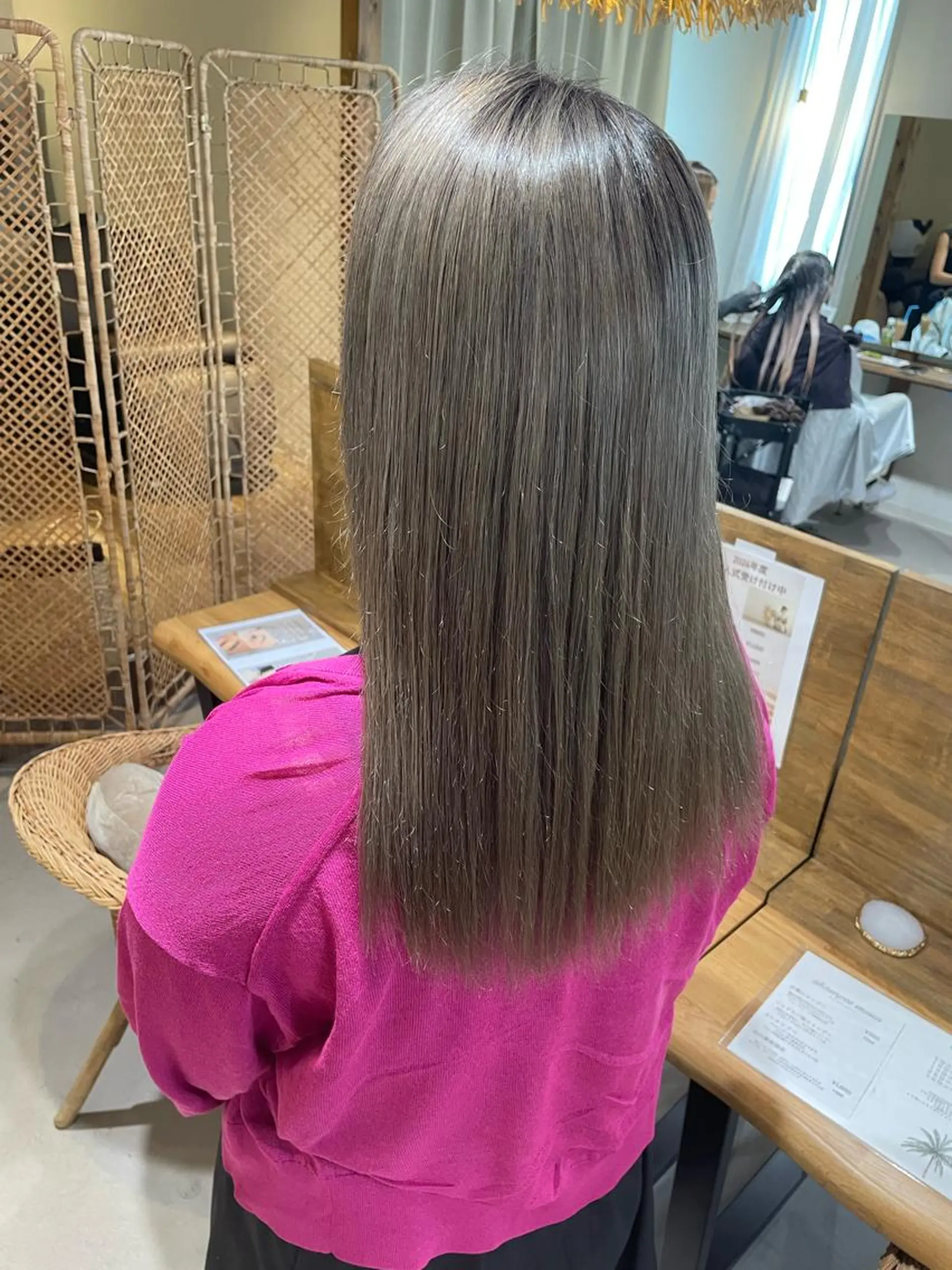 セミロング カラー カット ヘアカラー トリートメント cocoluana(ココルアナ)所属・韓国風ヘア専門 🇰🇷Noaのヘアスタイル