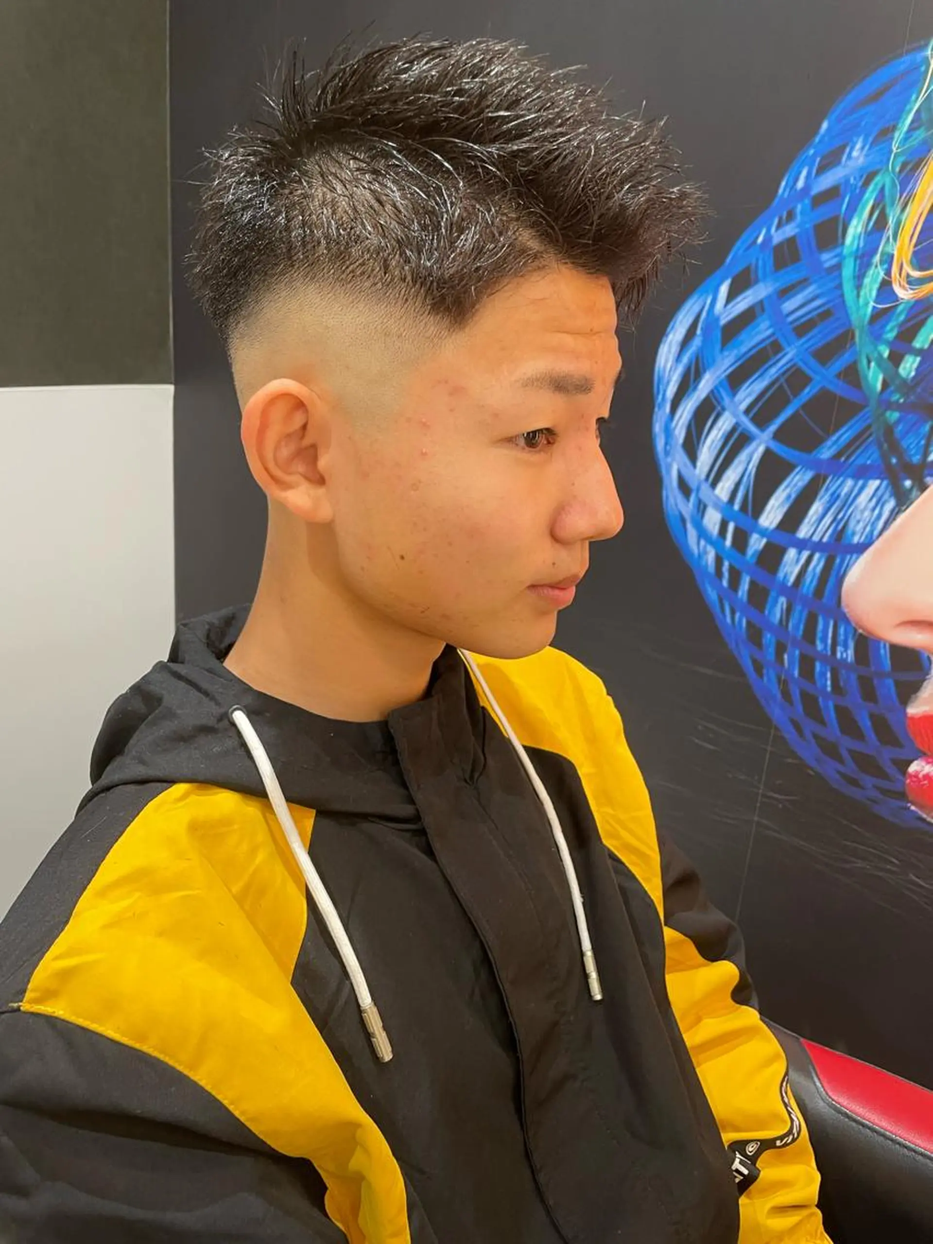 ショート メンズ フェードカット スキンフェード メンズヘア特化 崎田 成人のヘアスタイル