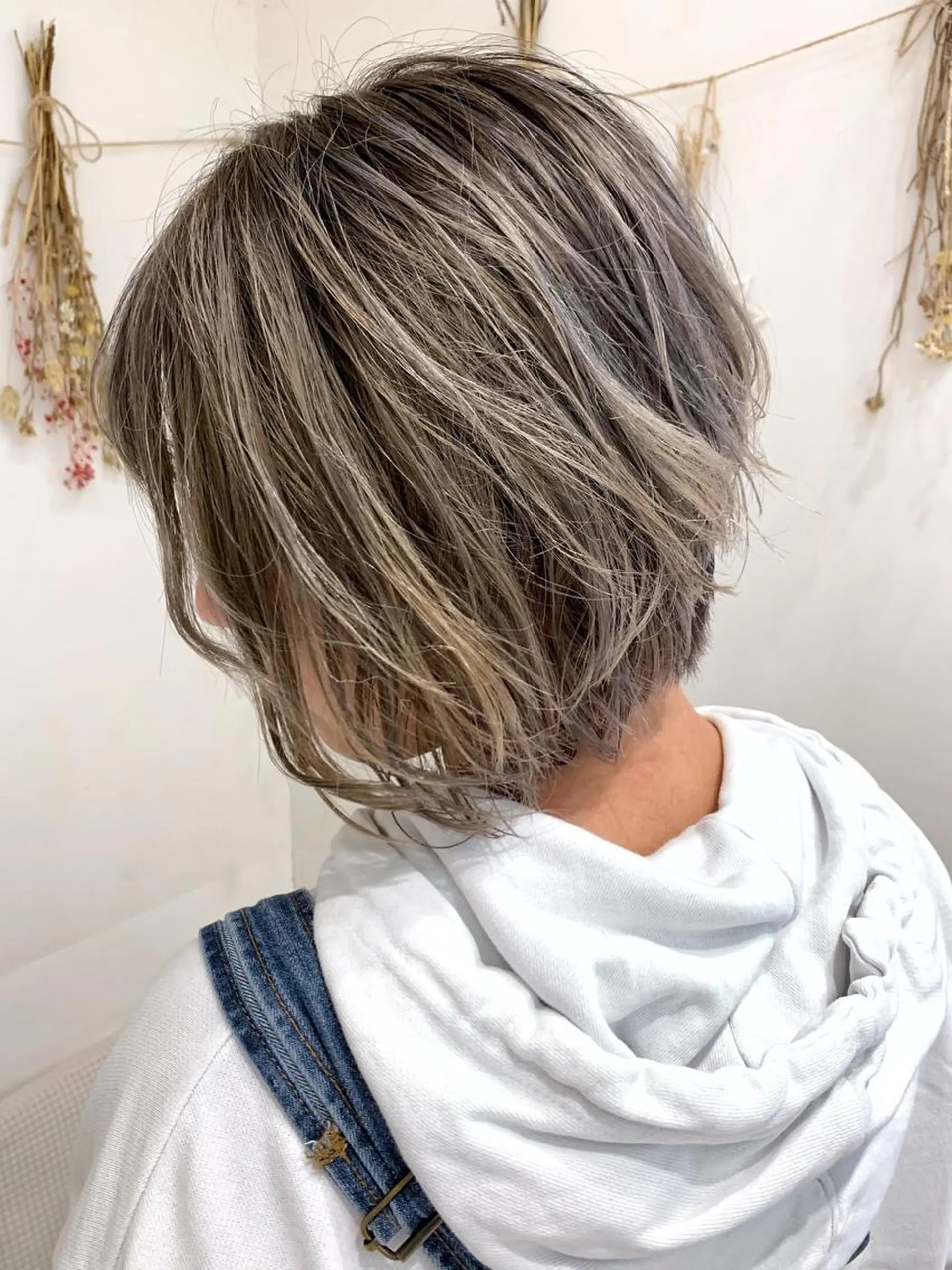 ショート カラー 学割 悟 韓国風艶髪縮毛矯正のヘアスタイル