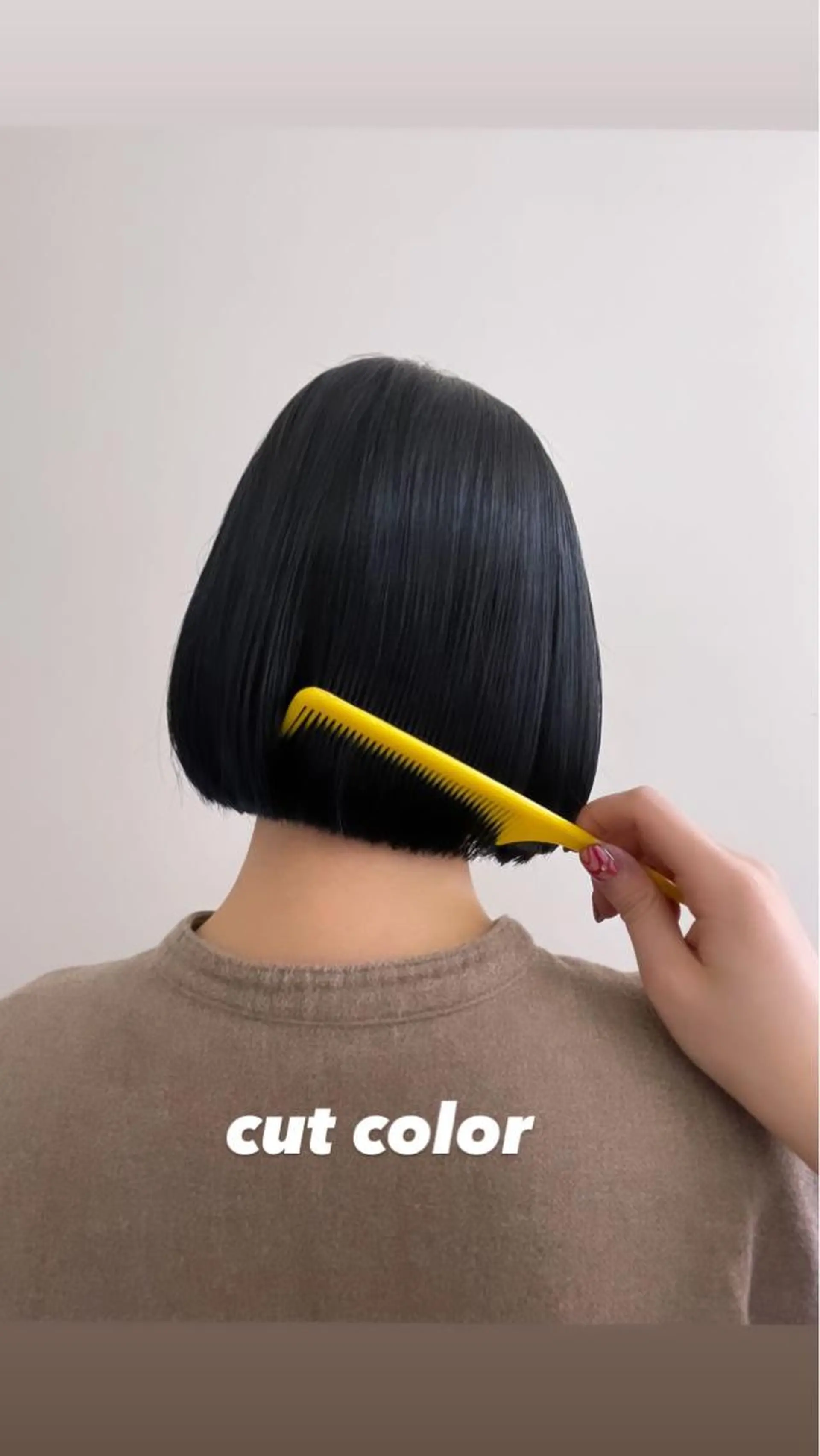 ショート カット ヘアカラー トリートメント zestKalon 🔗IBUのヘアスタイル