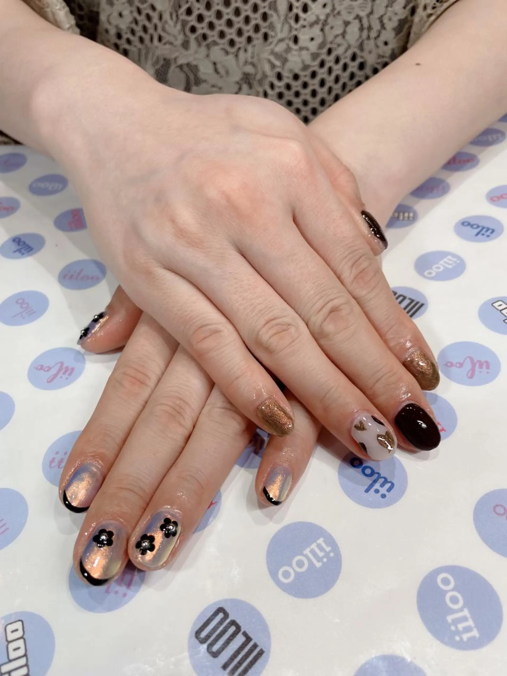 ネイル iiloo aromaworksのネイルデザイン