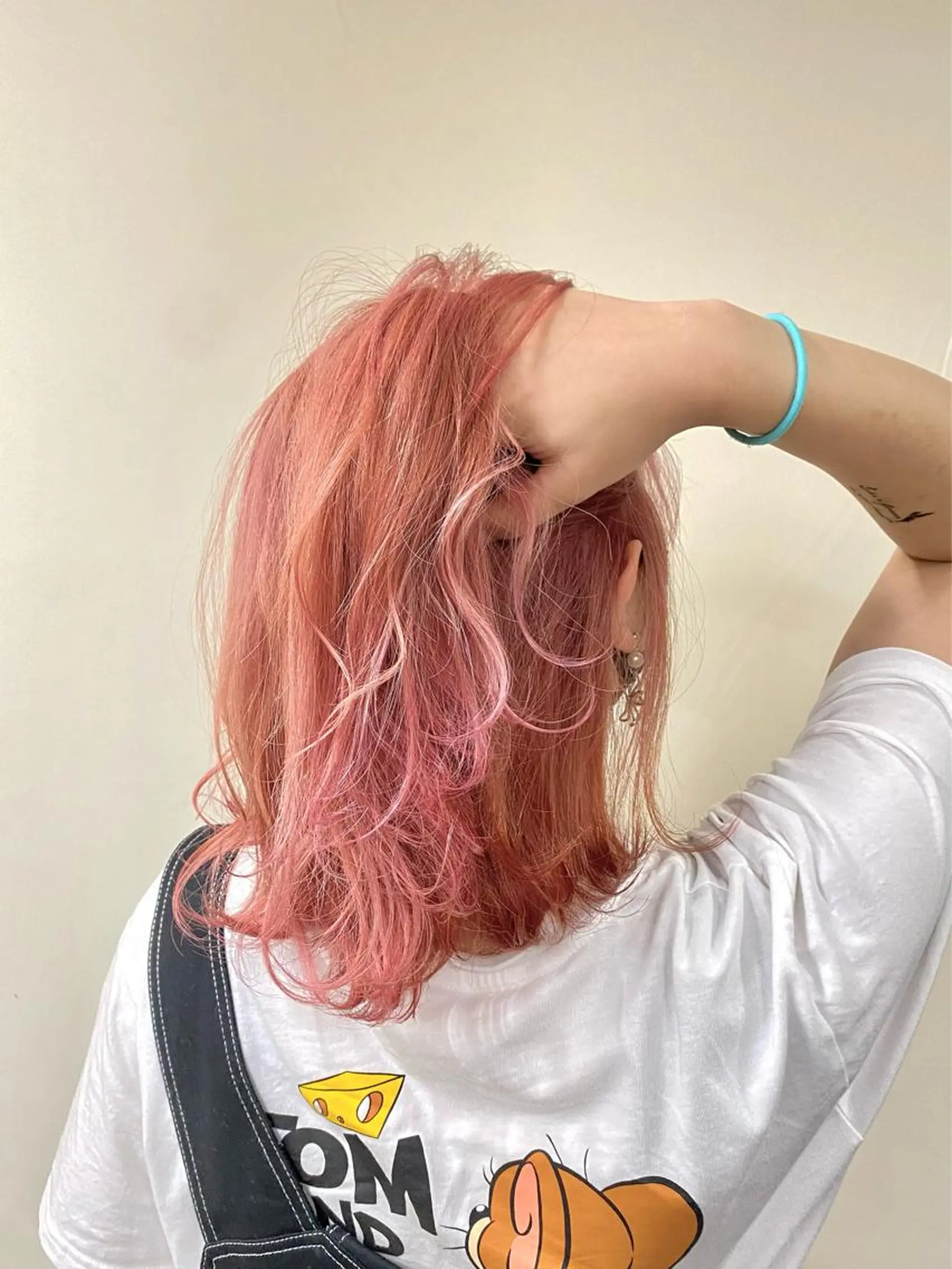 ミディアム カラー ブリーチ 髪質改善特化サロン ICONIQ天神店のヘアスタイル