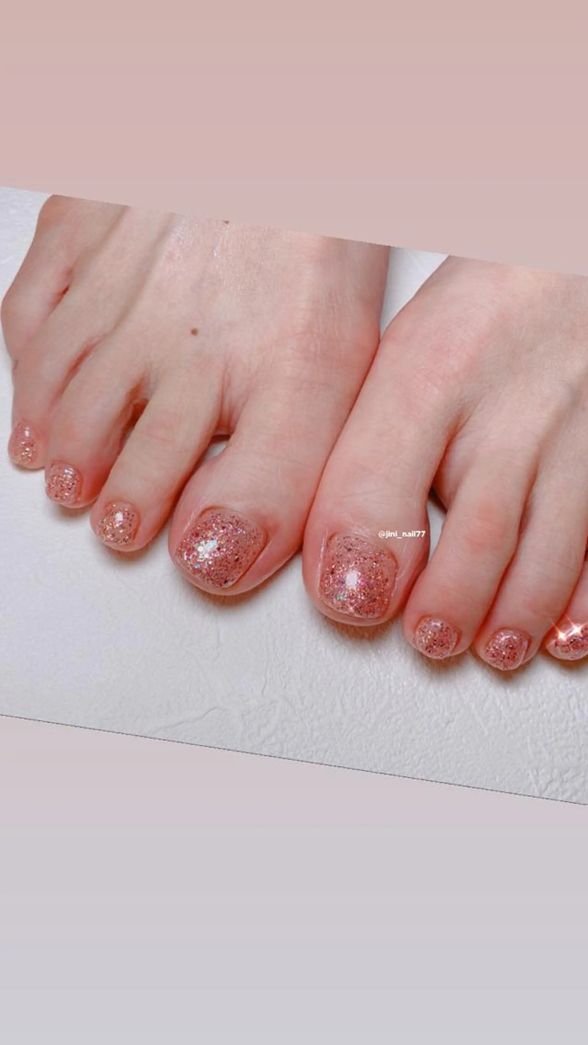 ネイル フットネイル JINI NAIL所属・ジニ ネイルのネイルデザイン