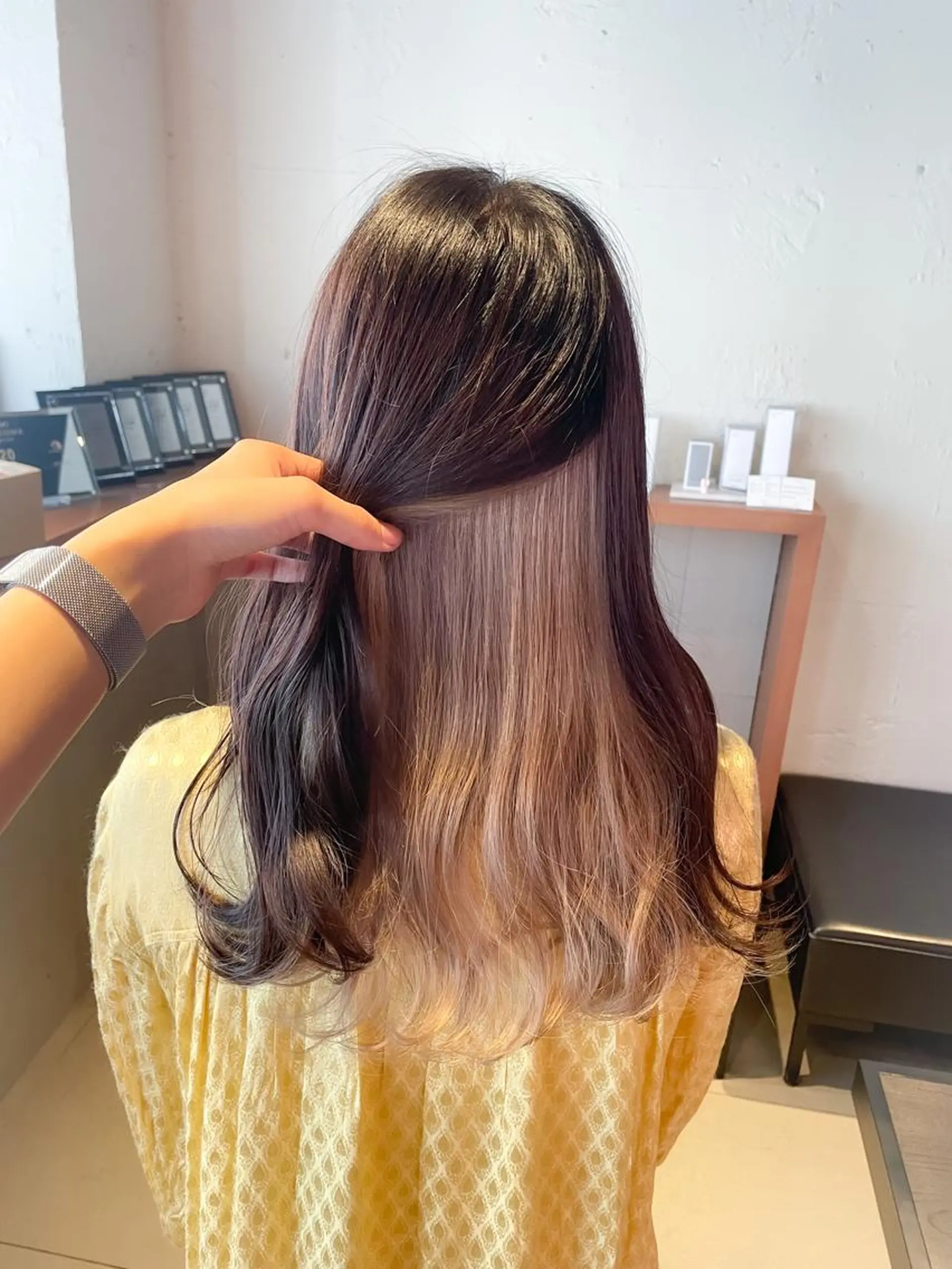 ロング カラー インナーカラー 🐺ウルフオタク🐺 ハイトーン/moeのヘアスタイル