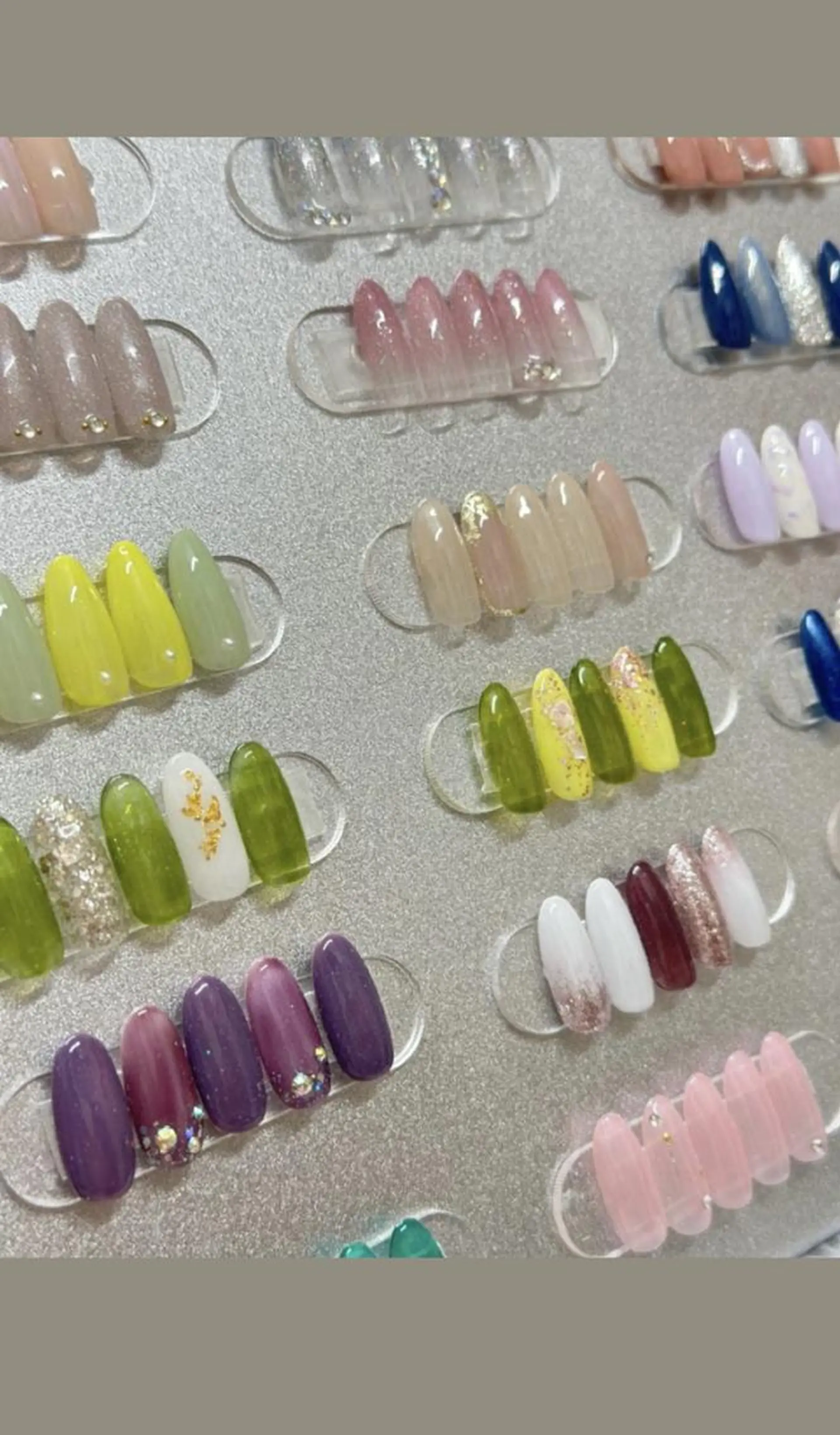 ネイル ハンドネイル モナ& ミユのネイルデザイン