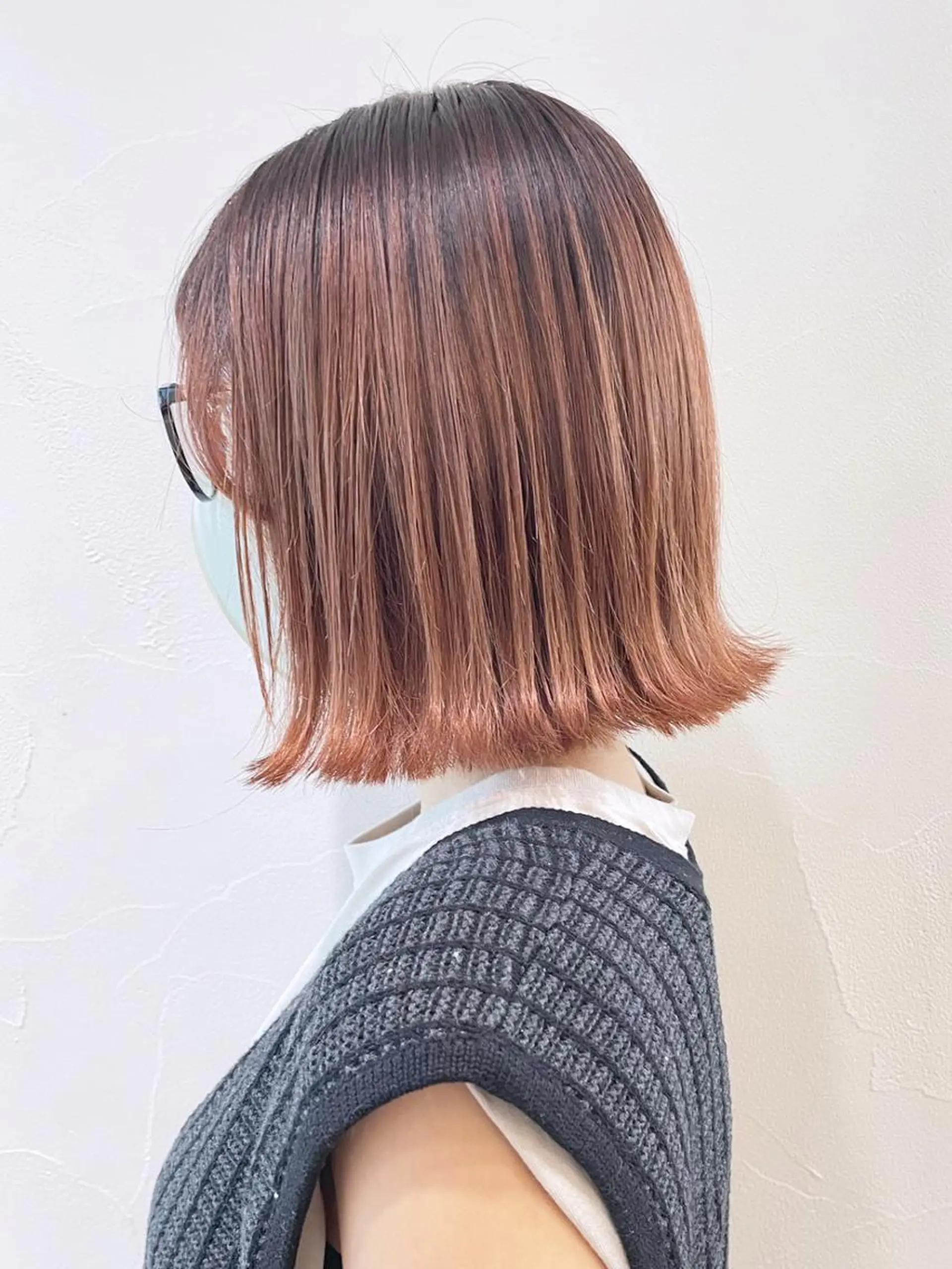 ミディアム カラー パーマ ヘアアレンジ 切りっぱなしボブ ベージュカラー オレンジ オレンジベージュ ボブ ITbyALBUM 中野店のヘアスタイル