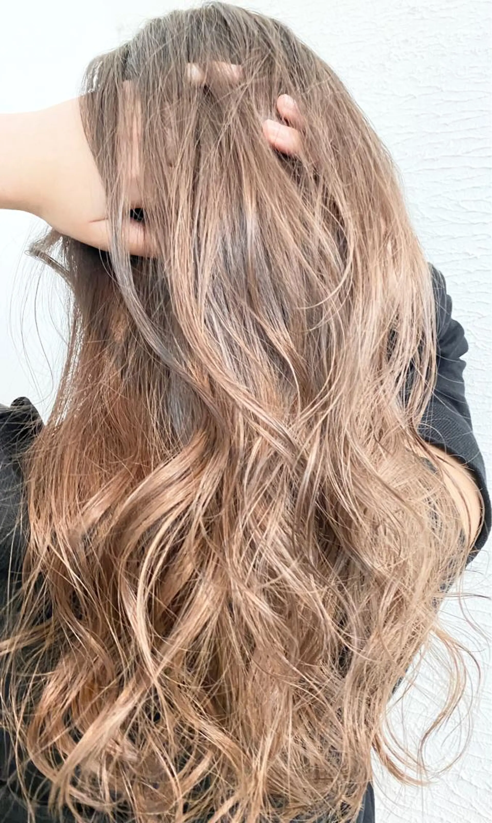 ロング カラー ベージュカラー ミルクティーベージュ 外国人風カラー 最高峰の技術力☆ 樋口健人のヘアスタイル