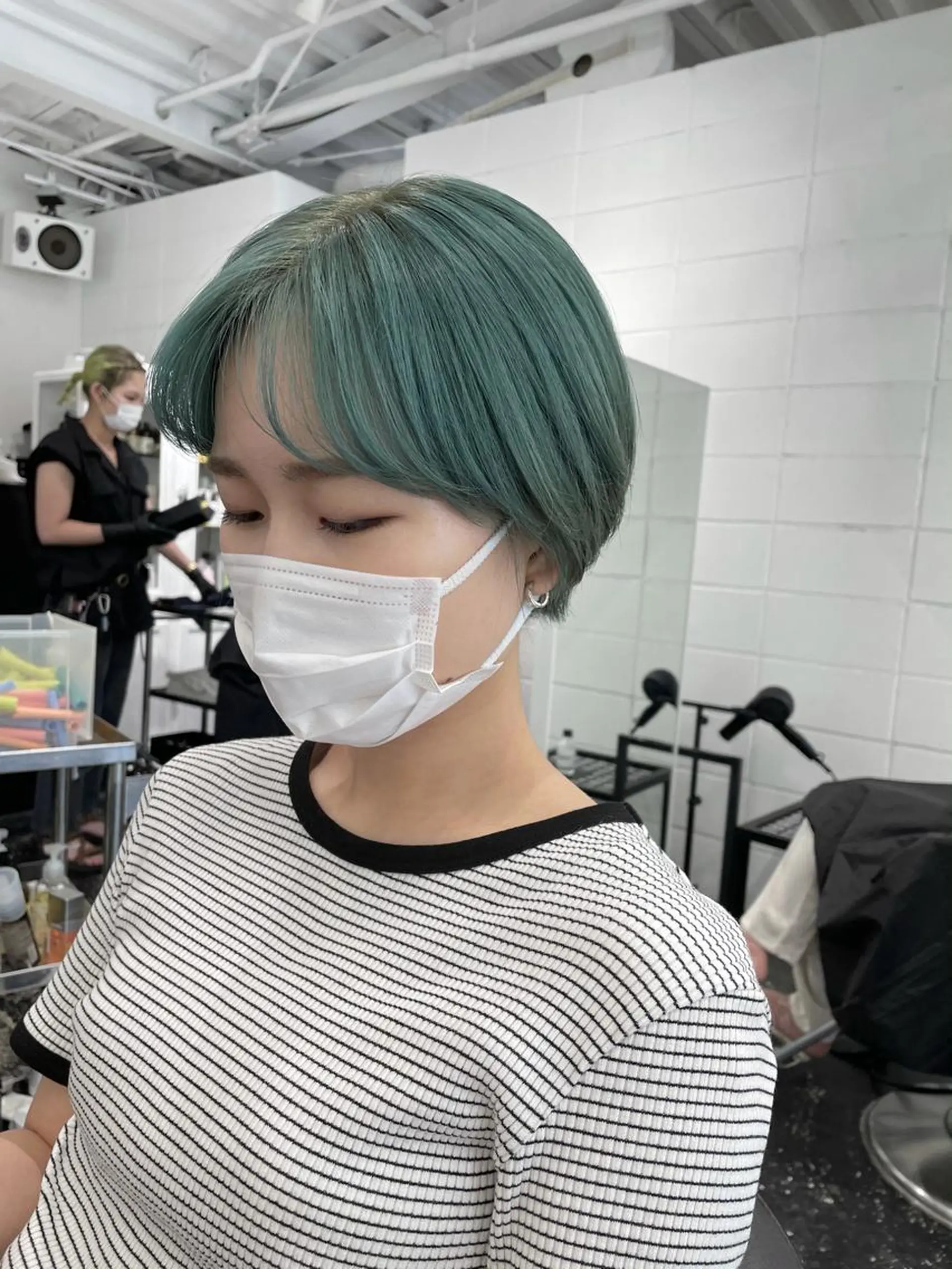 ショート カラー ヘアアレンジ ブリーチ カット ヘアカラー トリートメント 艶ハイトーン/ヘア アレンジAYAKAのヘアスタイル