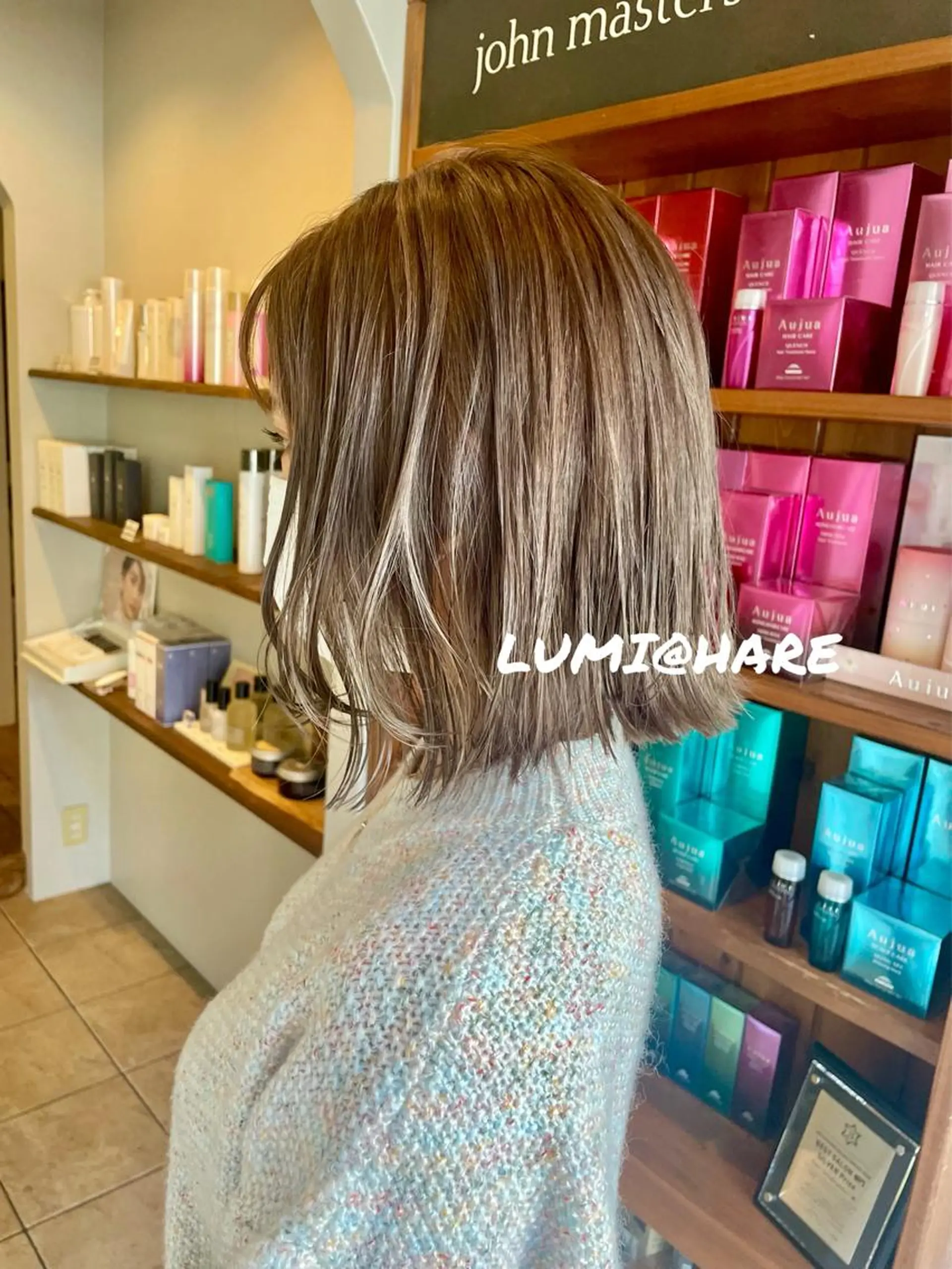 ミディアム カラー 渡辺 瑠美のヘアスタイル