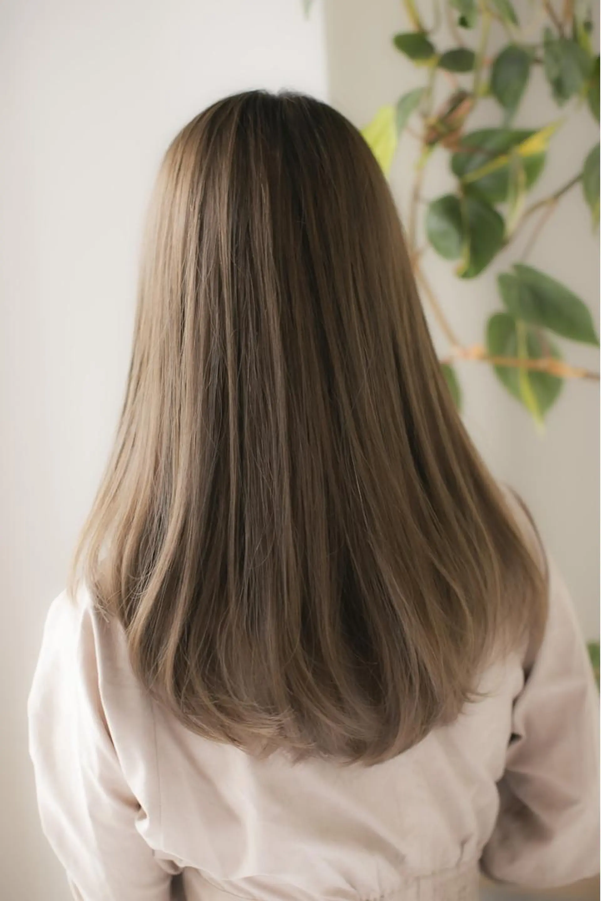 ロング 髪質改善 トリートメント ヘアカラー トリートメント ツヤ髪 ／髪質改善 松岡将太郎のヘアスタイル