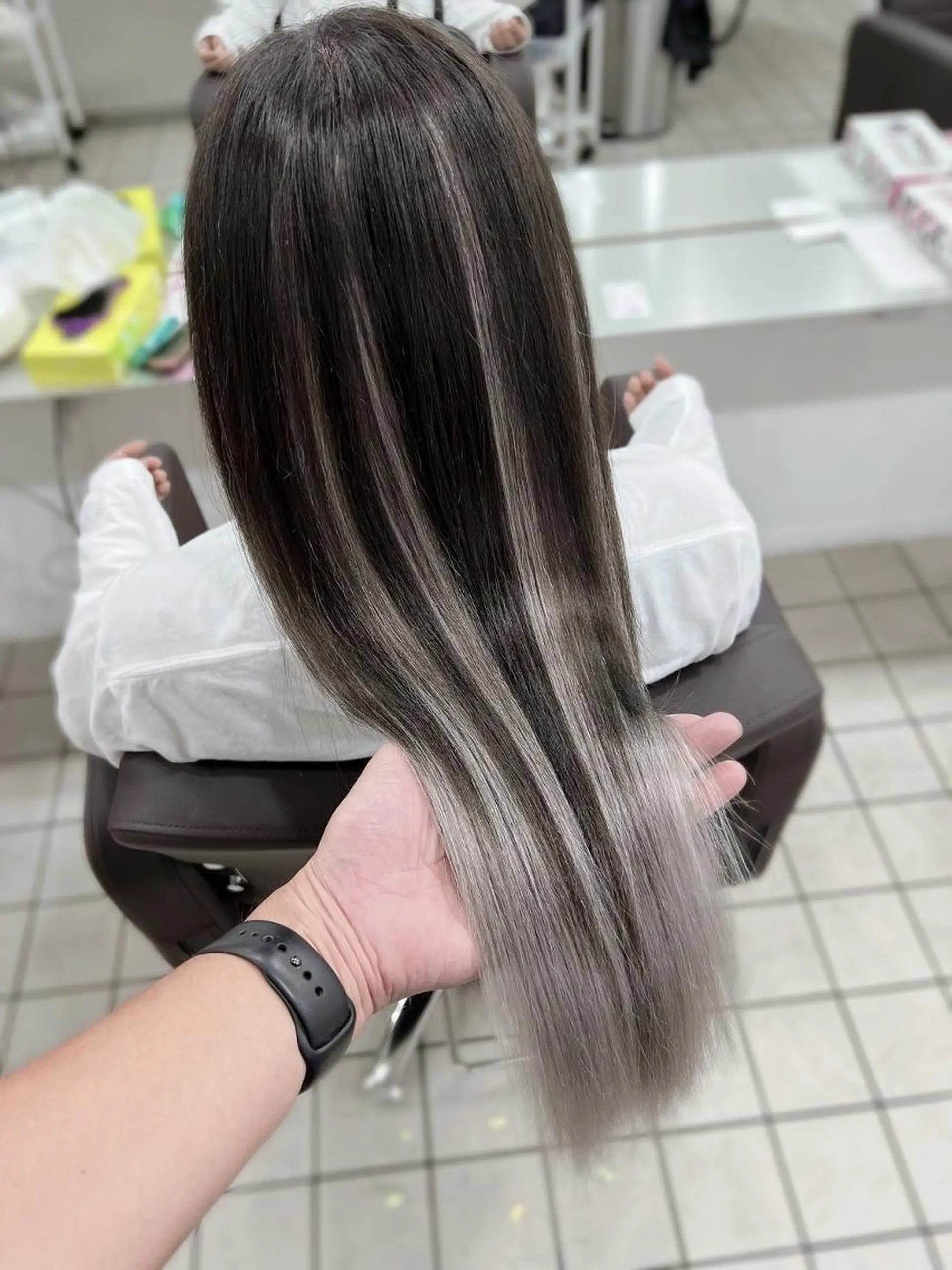 ロング カラー LuciA/エクステ カラーのヘアスタイル