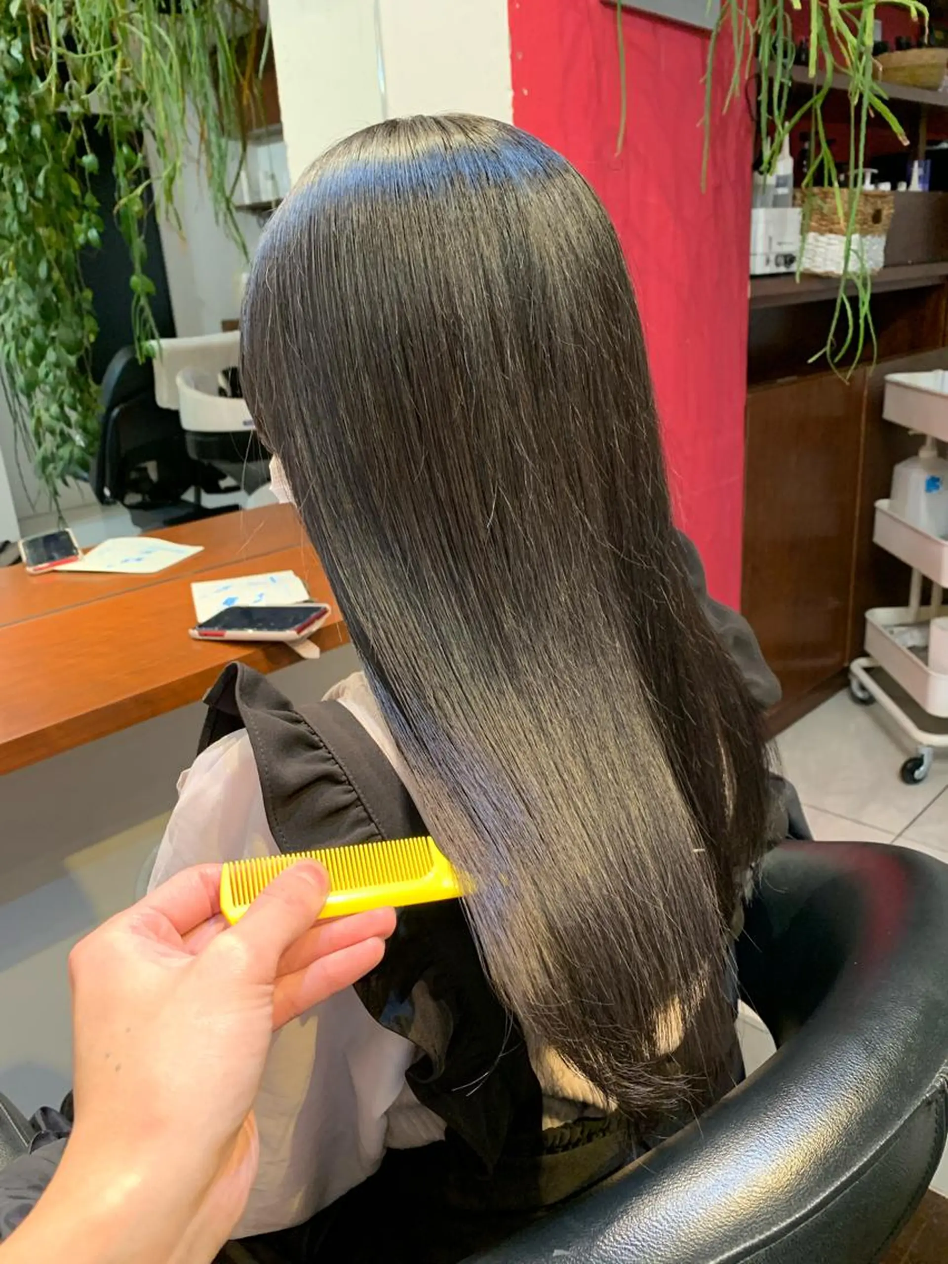 セミロング カラー 髪質改善 カット ヘアカラー トリートメント ヘッドスパ 柔らかブラウン/顔周 りレイヤー♡ユウシのヘアスタイル