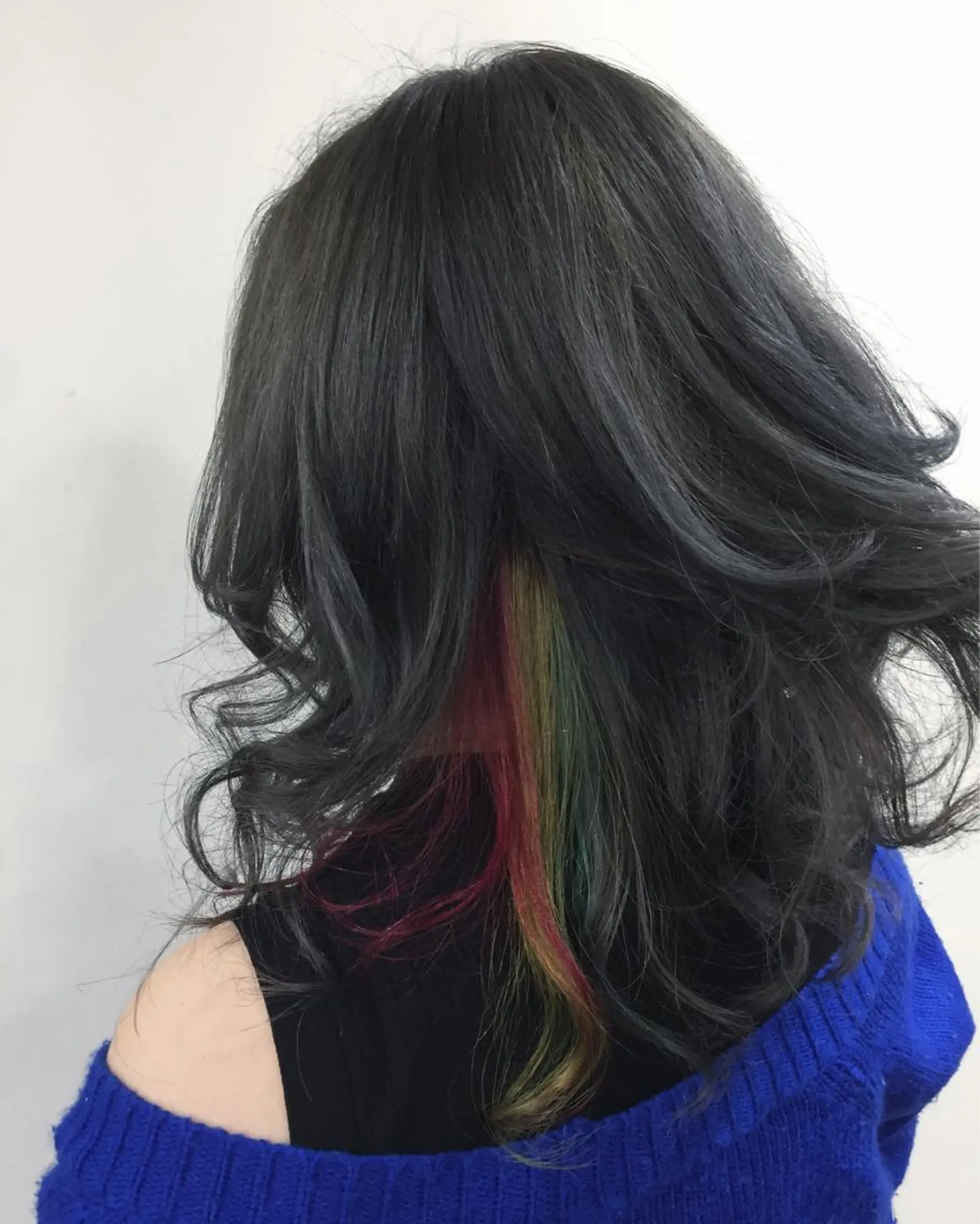 セミロング カラー ブルーカラー シルバー ヘアカラー 🌛ダブルカラー 🌜SAYAKAのヘアスタイル