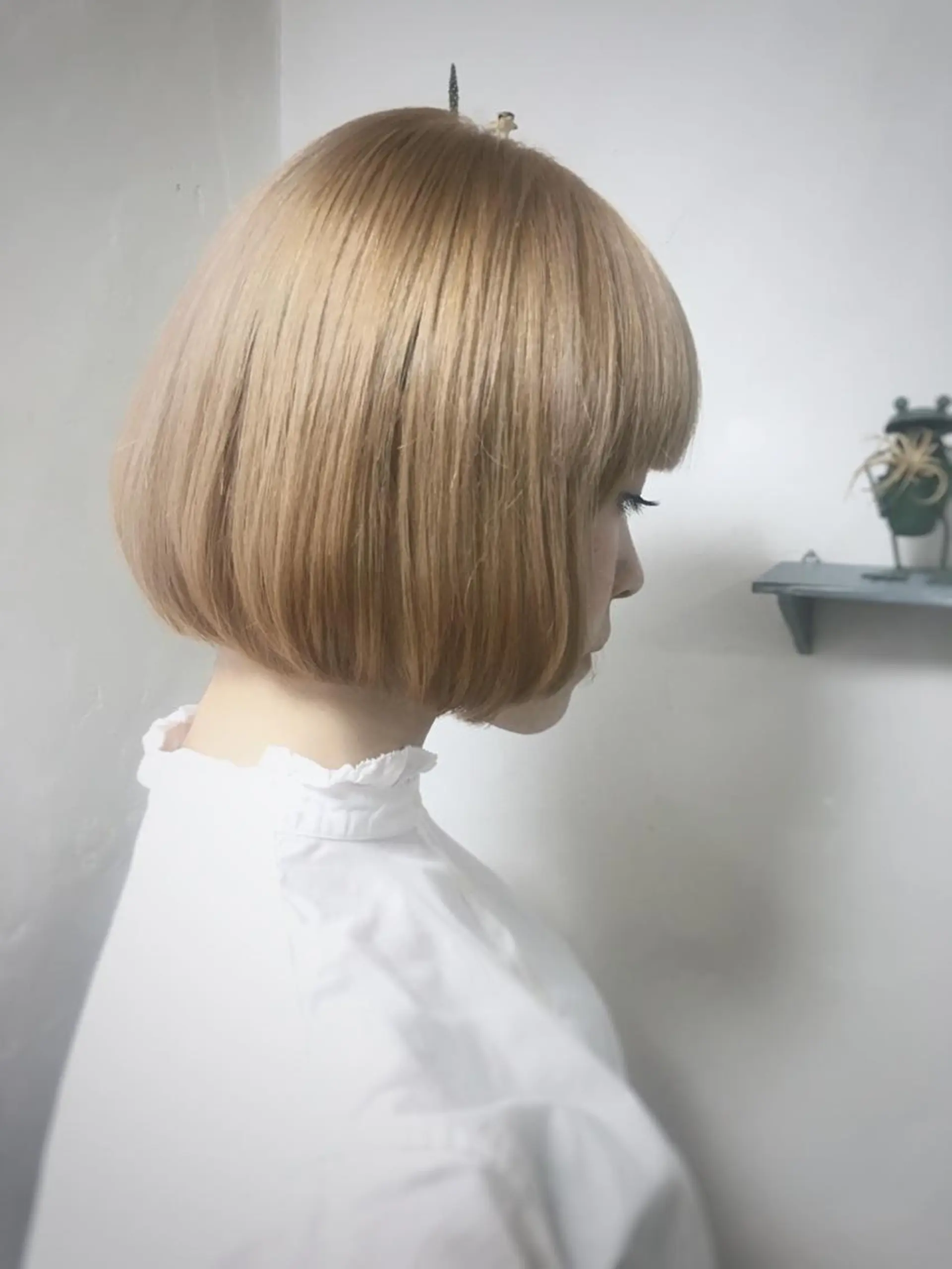 ショート カラー パーマ ヘアアレンジ ブリーチ ヘアカラー トリートメント 推し活専用 【派手髪】飯野ゆかりのヘアスタイル