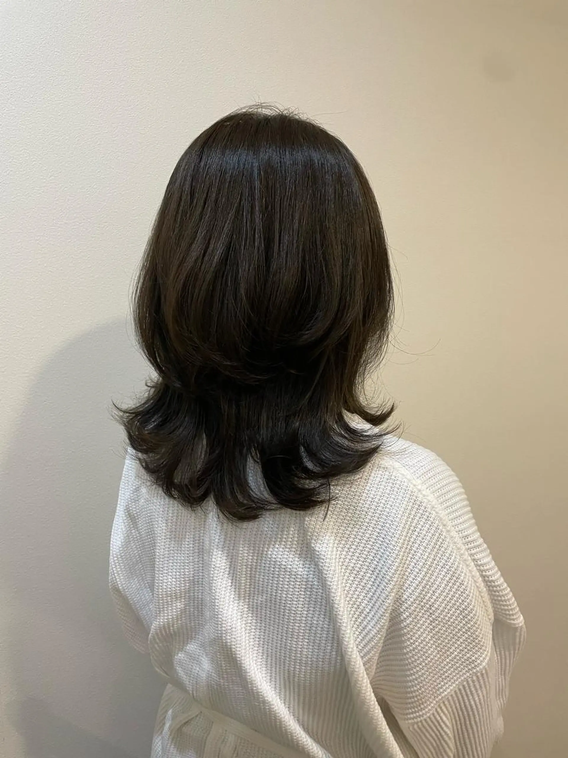 ミディアム カラー レイヤーカット 髪質改善支持率 NO.1🫧松野力也のヘアスタイル