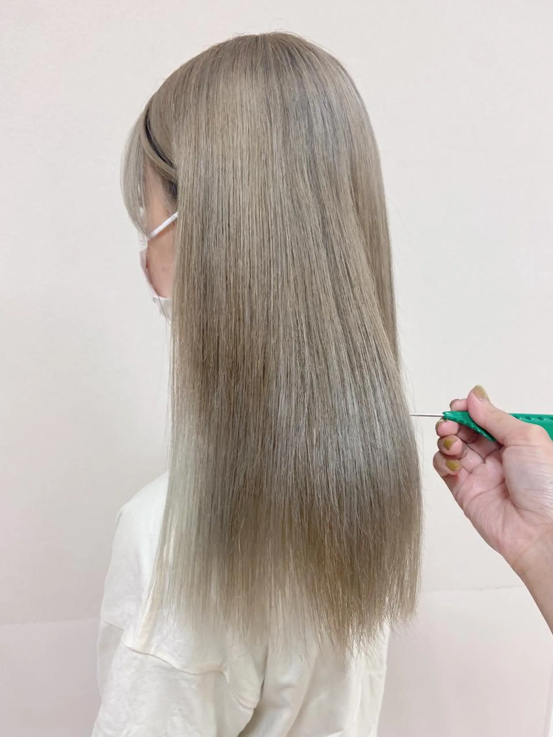 ロング カラー 【カラーリスト】 Likka.のヘアスタイル